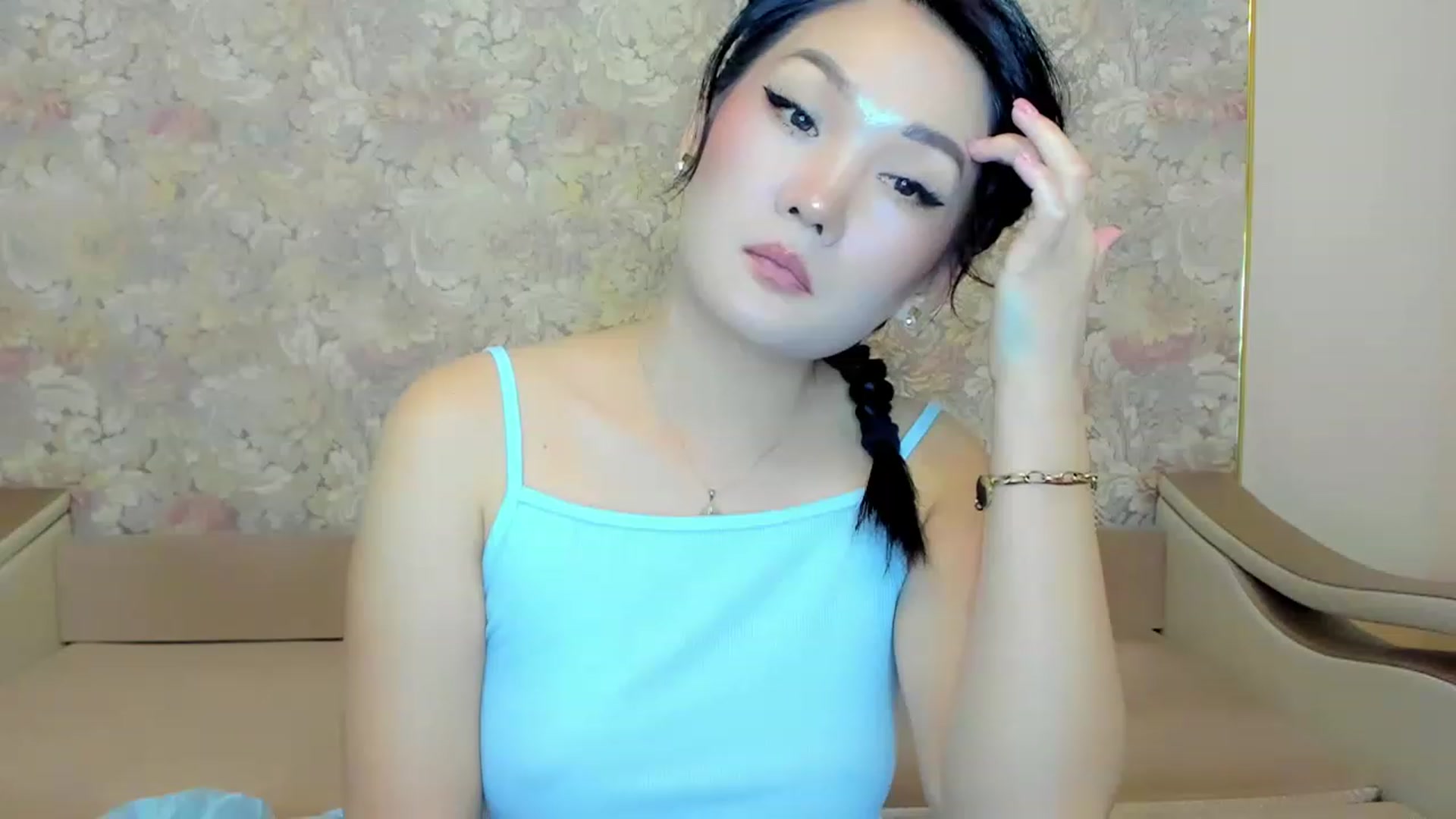Gallery image thumbnail from Oiuysgdb's myfreecams stream on, 06/04/2023, 16:51 image 9 of 20