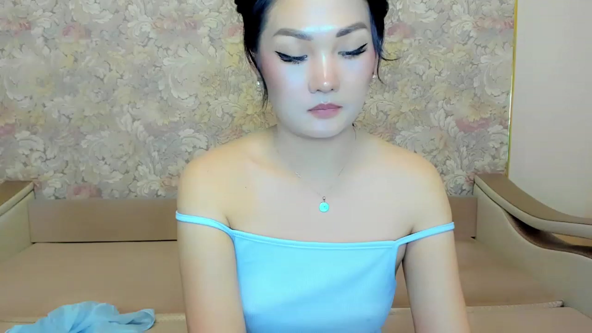 Gallery image thumbnail from Oiuysgdb's myfreecams stream on, 06/04/2023, 17:53 image 3 of 20