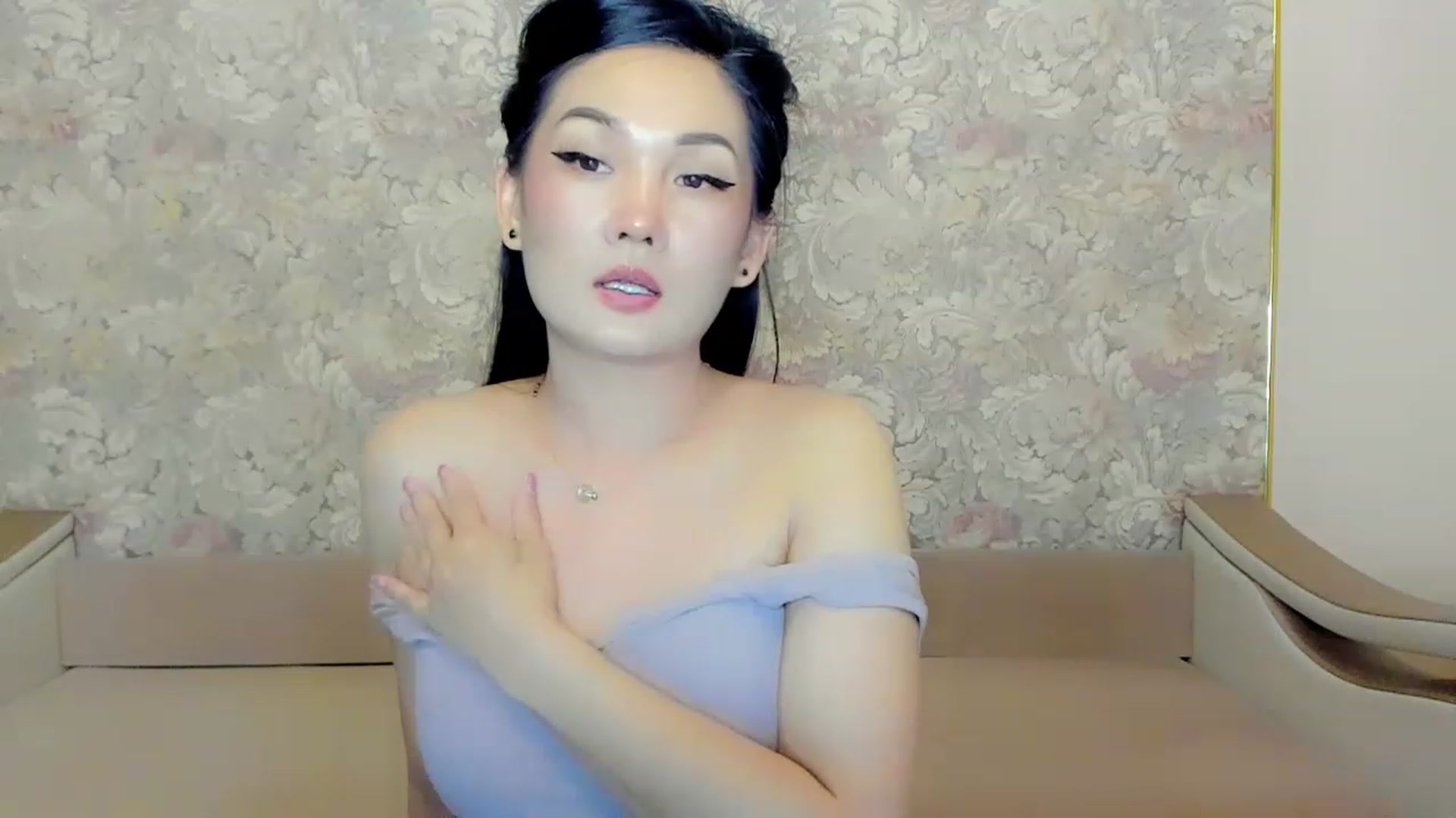 Gallery image thumbnail from Oiuysgdb's myfreecams stream on, 06/10/2023, 15:34 image 19 of 20