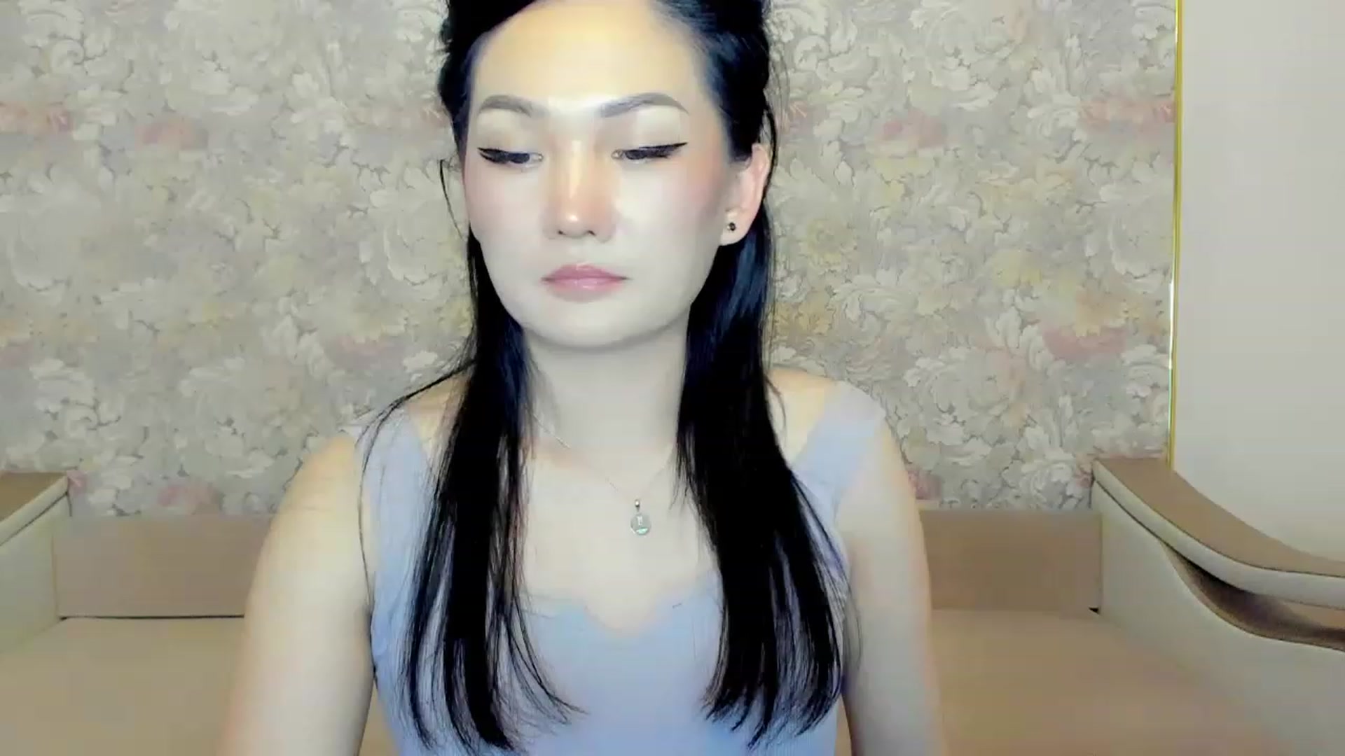 Gallery image thumbnail from Oiuysgdb's myfreecams stream on, 06/10/2023, 17:05 image 3 of 20