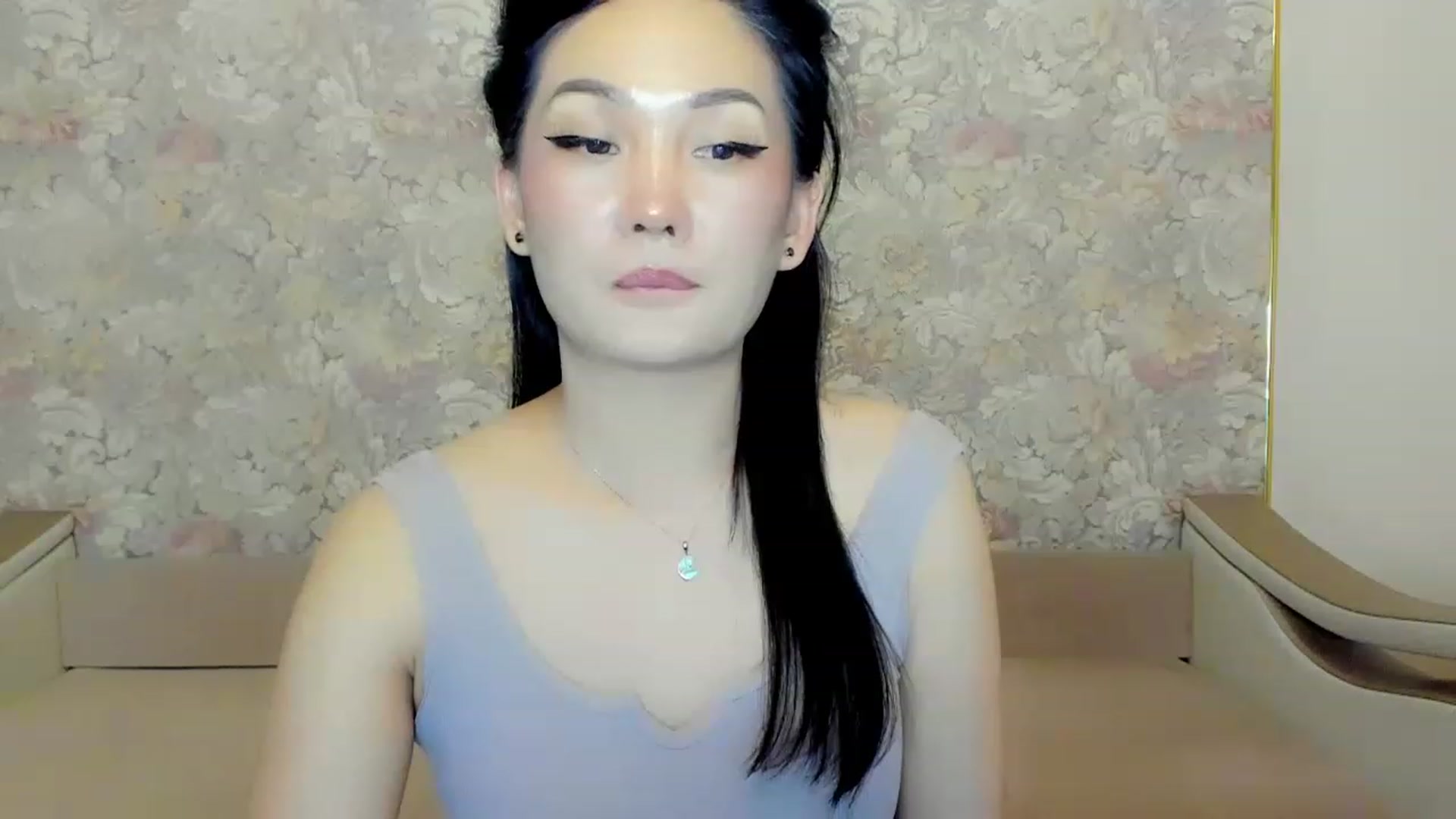 Gallery image thumbnail from Oiuysgdb's myfreecams stream on, 06/10/2023, 17:05 image 18 of 20
