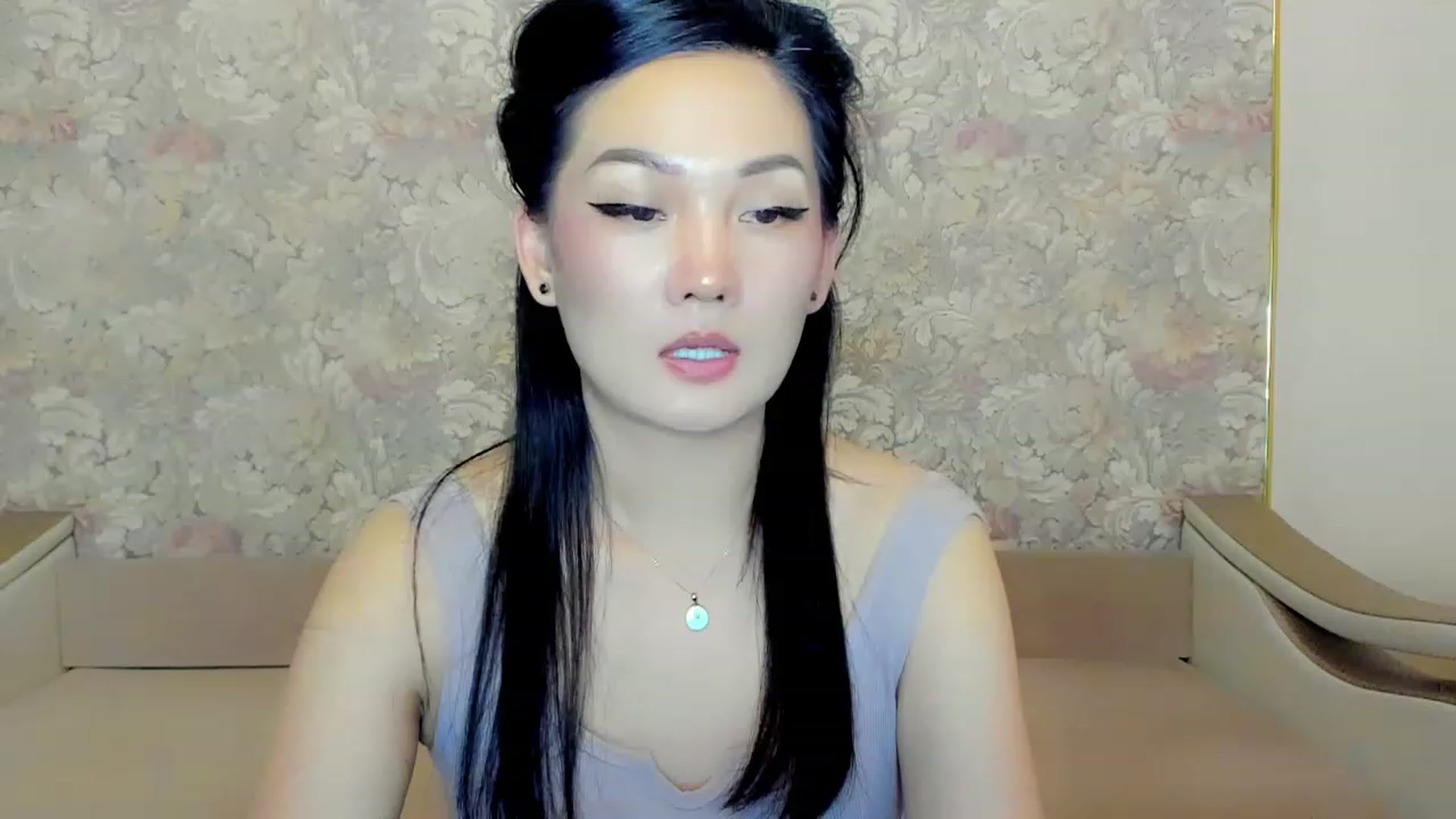 Gallery image thumbnail from Oiuysgdb's myfreecams stream on, 06/10/2023, 17:05 image 13 of 20