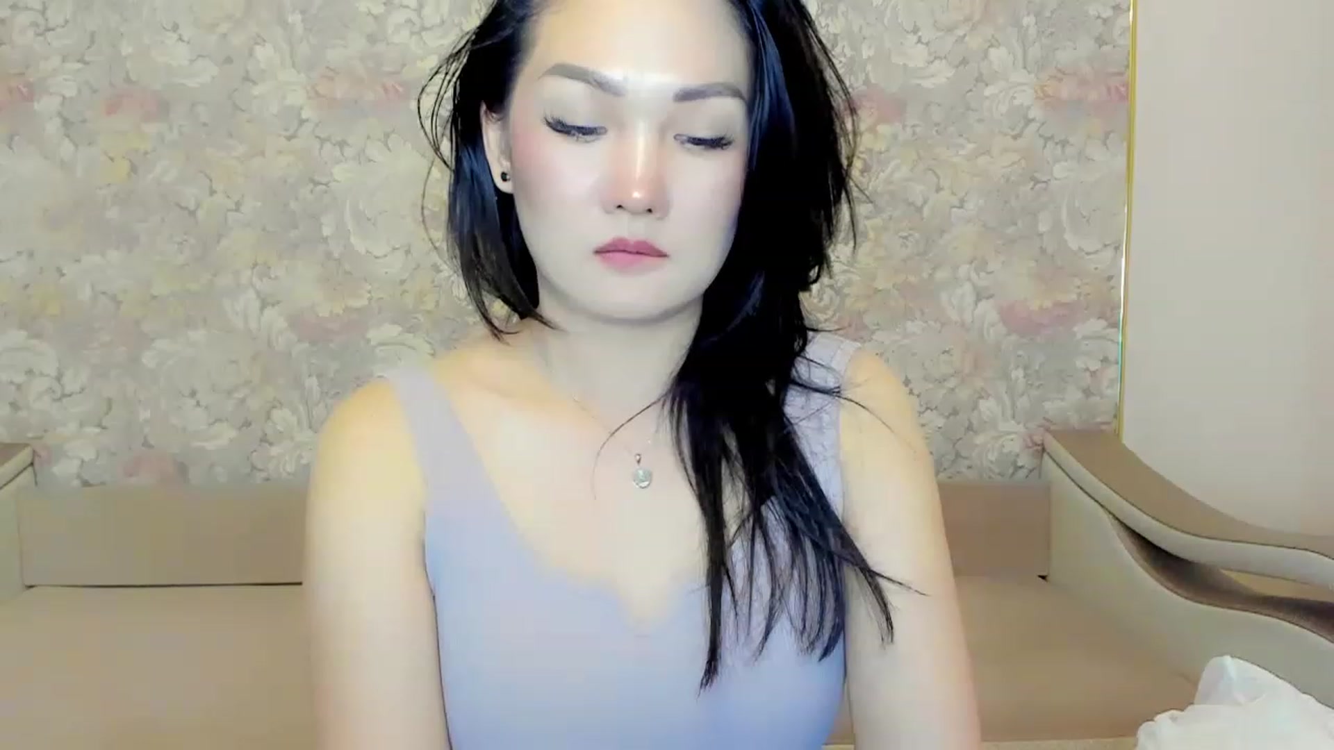 Gallery image thumbnail from Oiuysgdb's myfreecams stream on, 06/11/2023, 19:41 image 14 of 20