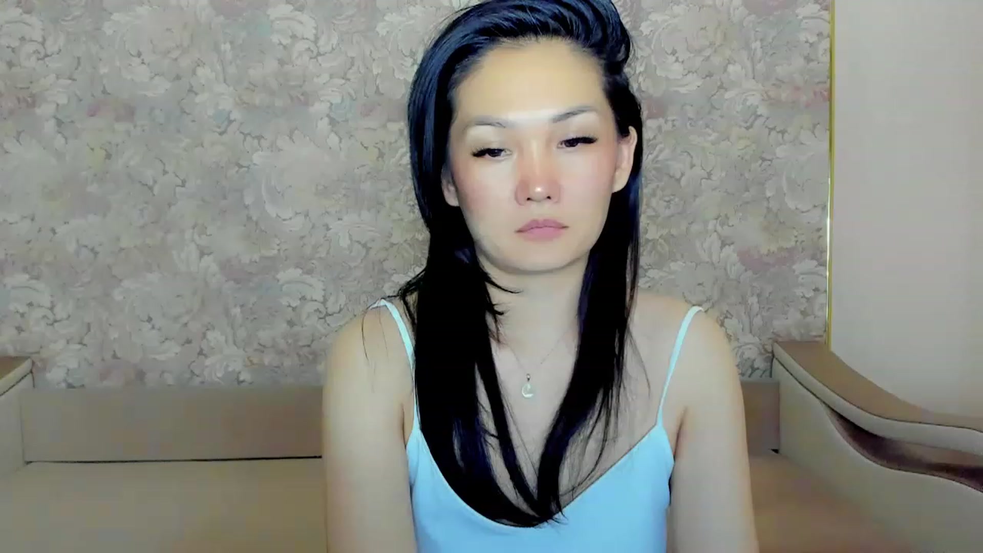 Gallery image thumbnail from Oiuysgdb's myfreecams stream on, 06/24/2023, 17:09 image 19 of 20