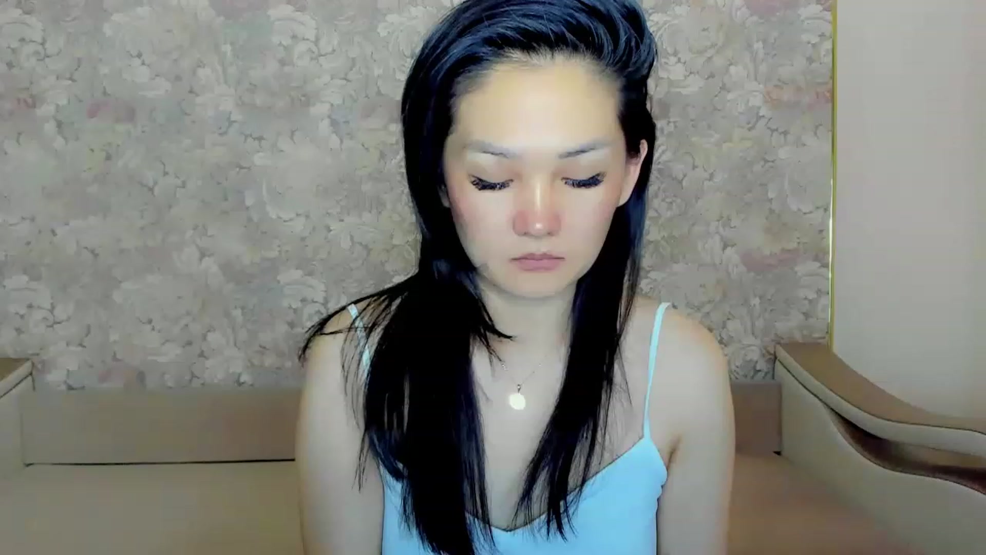 Gallery image thumbnail from Oiuysgdb's myfreecams stream on, 06/24/2023, 17:09 image 12 of 20