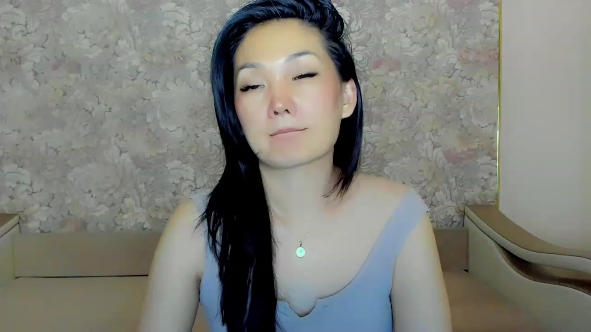 Gallery image thumbnail from Oiuysgdb's myfreecams stream on, 06/24/2023, 18:06 image 19 of 20