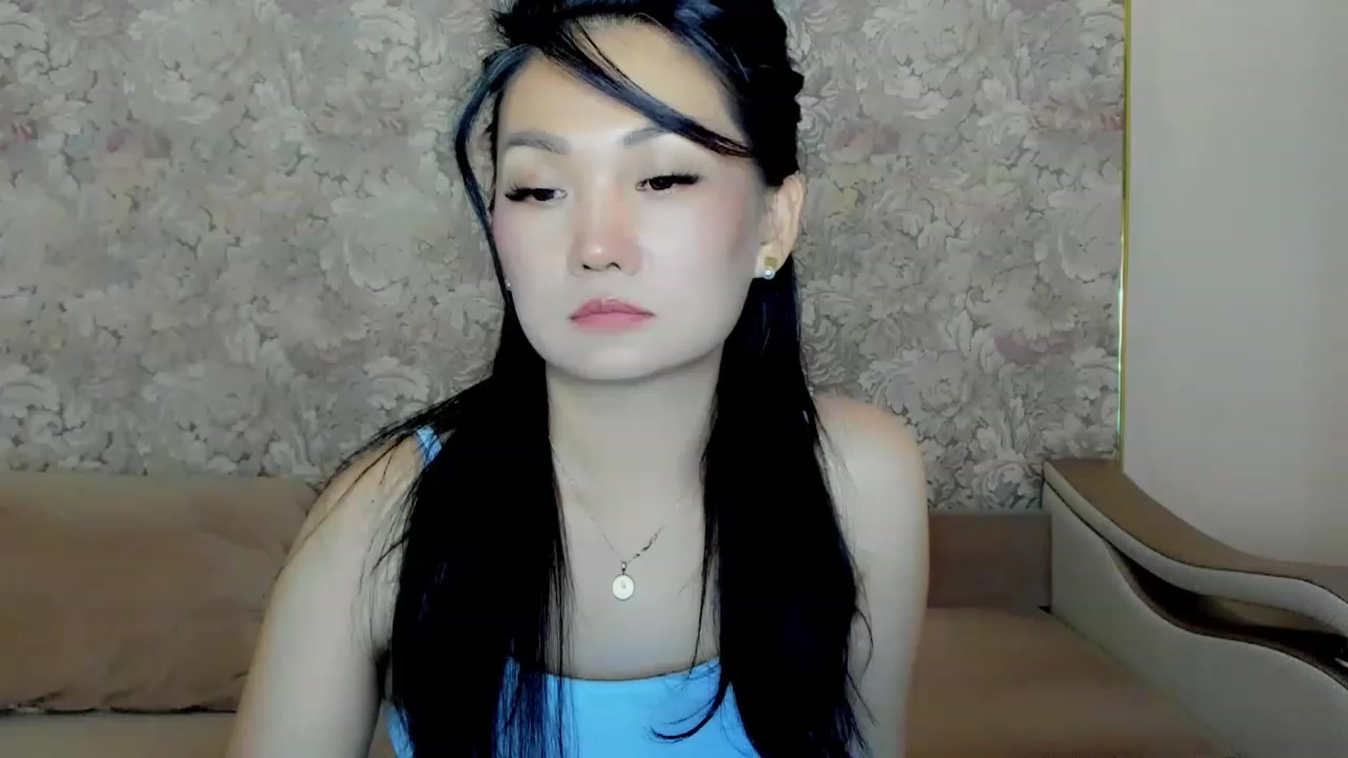 Gallery image thumbnail from Oiuysgdb's myfreecams stream on, 06/25/2023, 17:04 image 7 of 20