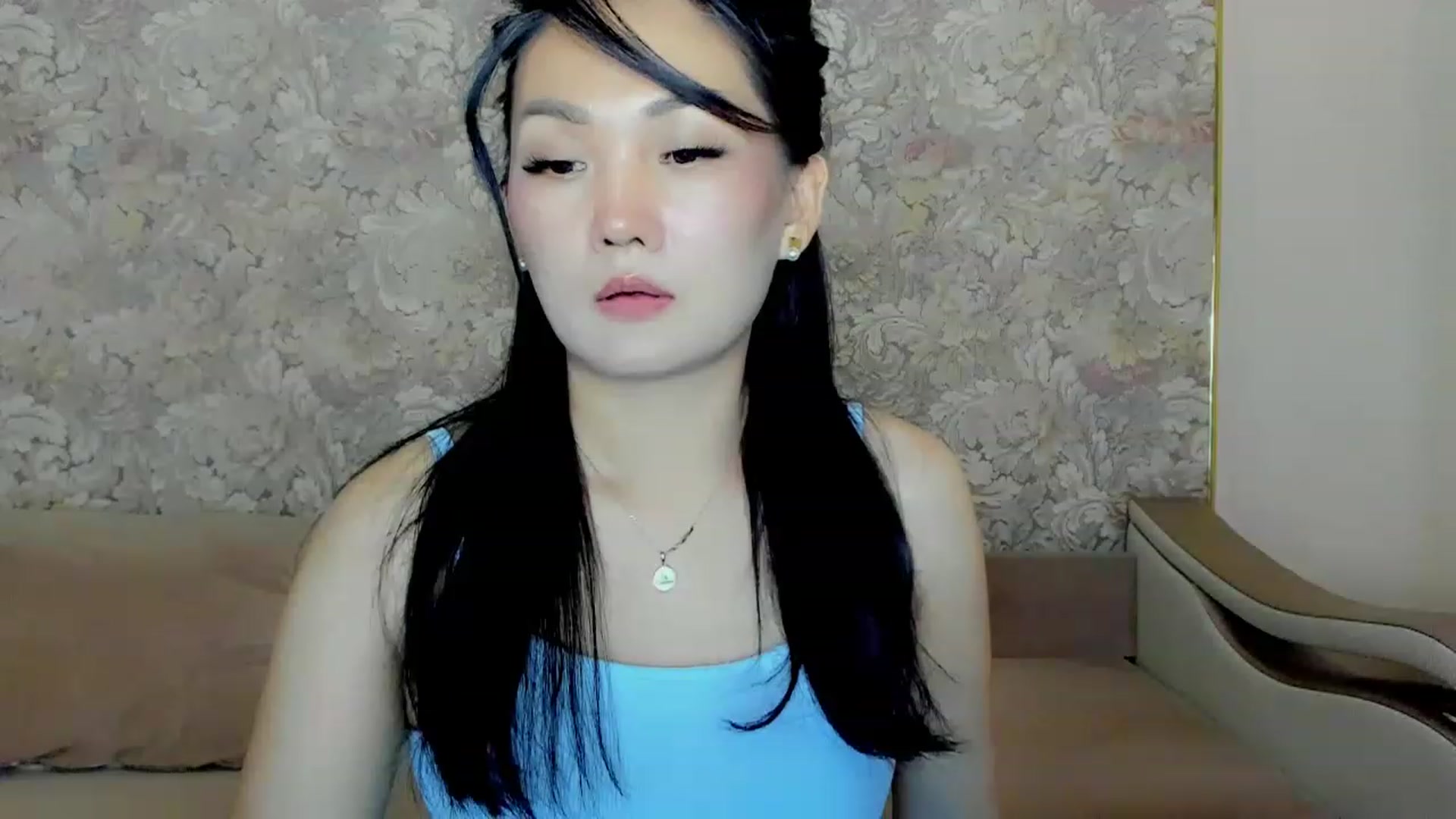 Gallery image thumbnail from Oiuysgdb's myfreecams stream on, 06/25/2023, 17:04 image 8 of 20