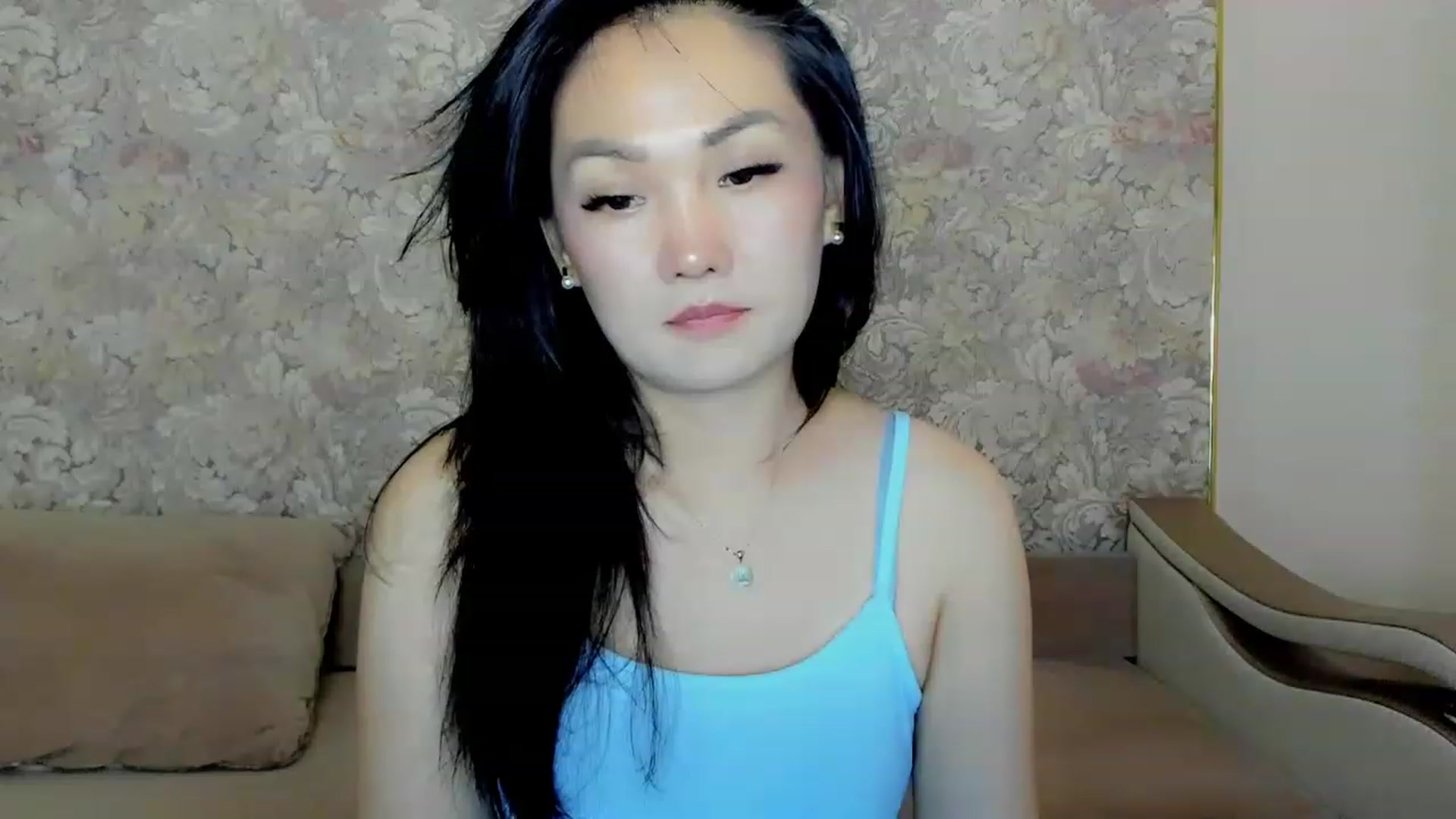 Gallery image thumbnail from Oiuysgdb's myfreecams stream on, 06/25/2023, 17:04 image 2 of 20