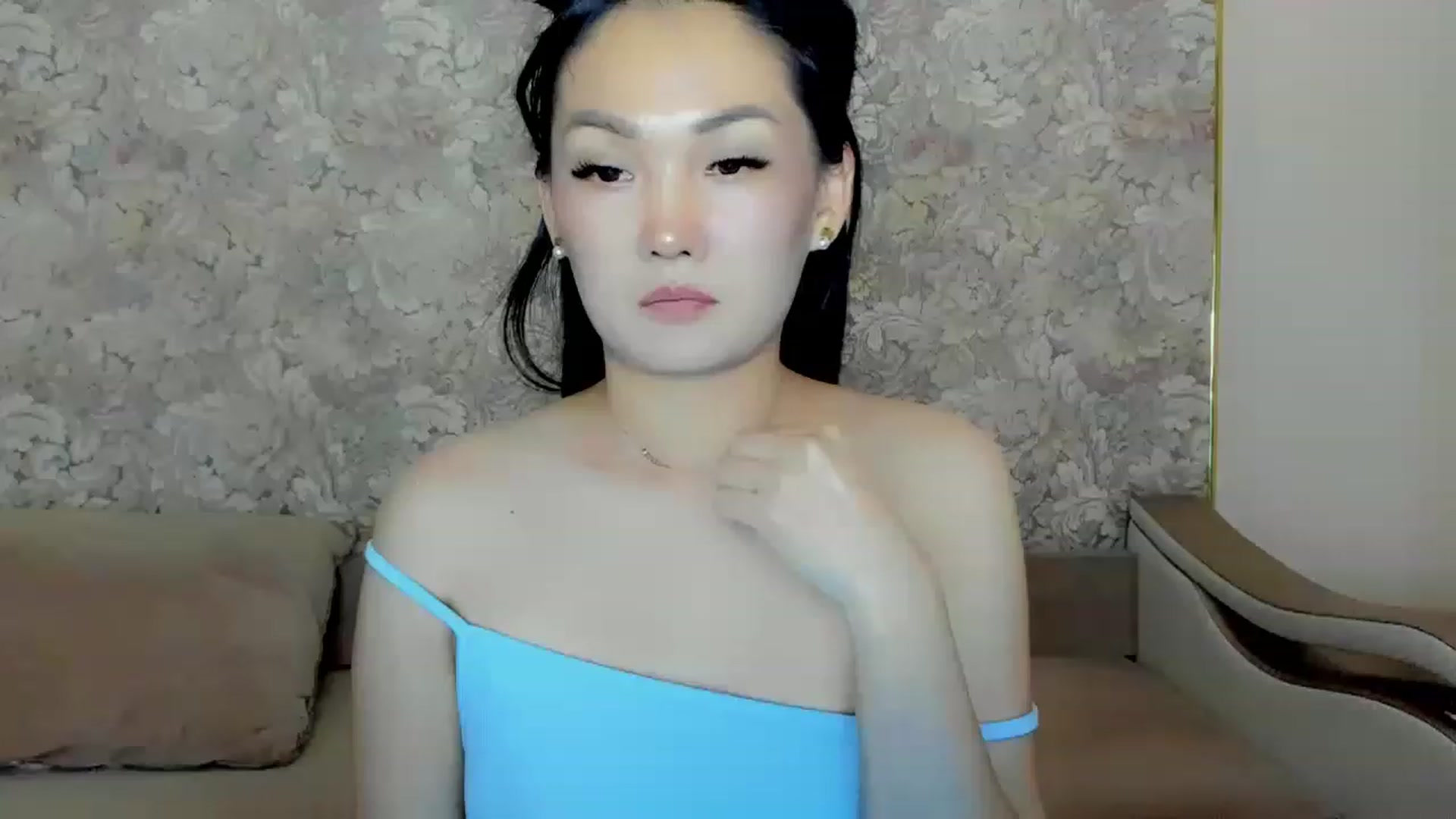 Gallery image thumbnail from Oiuysgdb's myfreecams stream on, 06/25/2023, 19:10 image 1 of 20