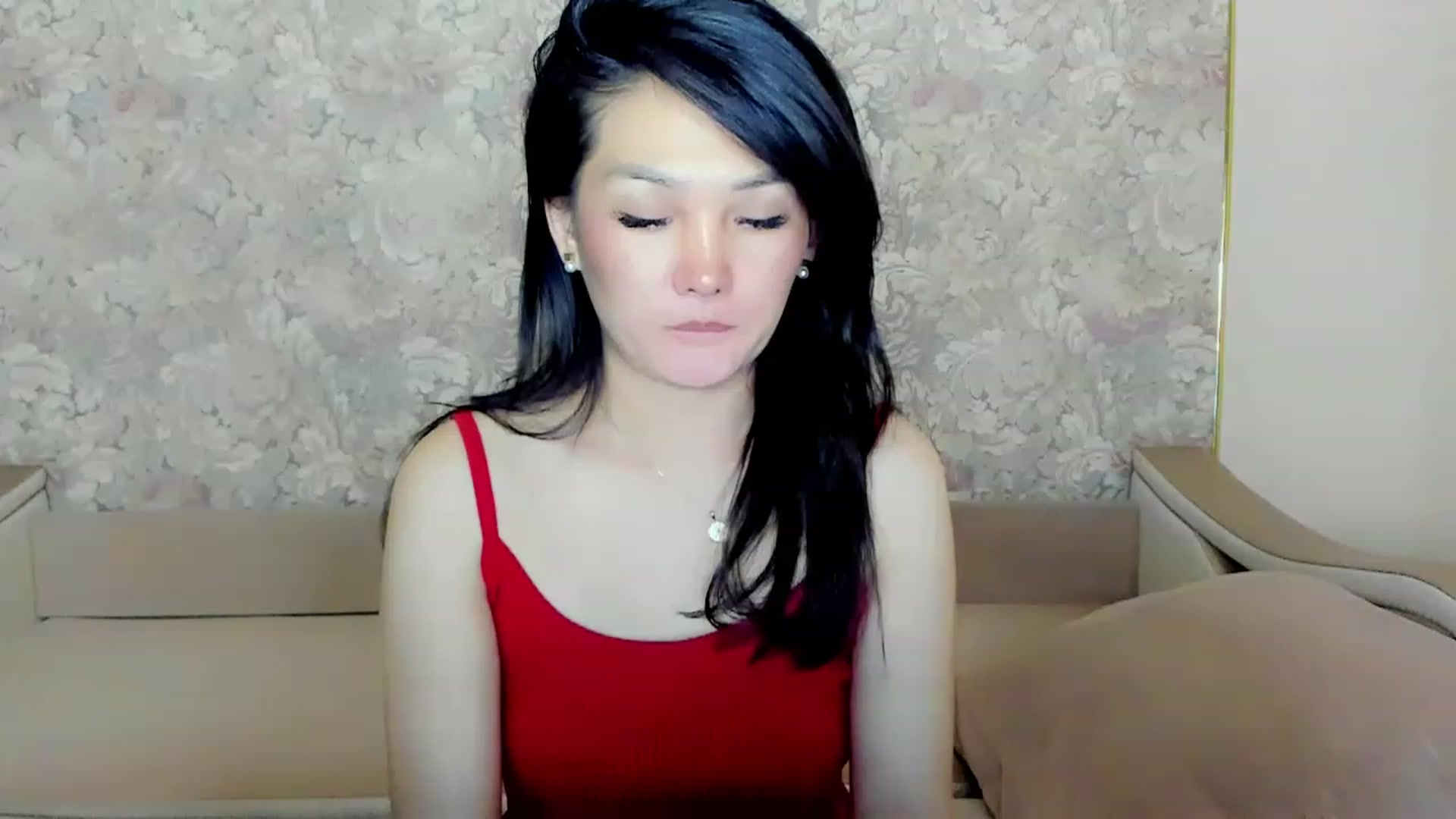 Gallery image thumbnail from Oiuysgdb's myfreecams stream on, 06/26/2023, 16:36 image 19 of 20