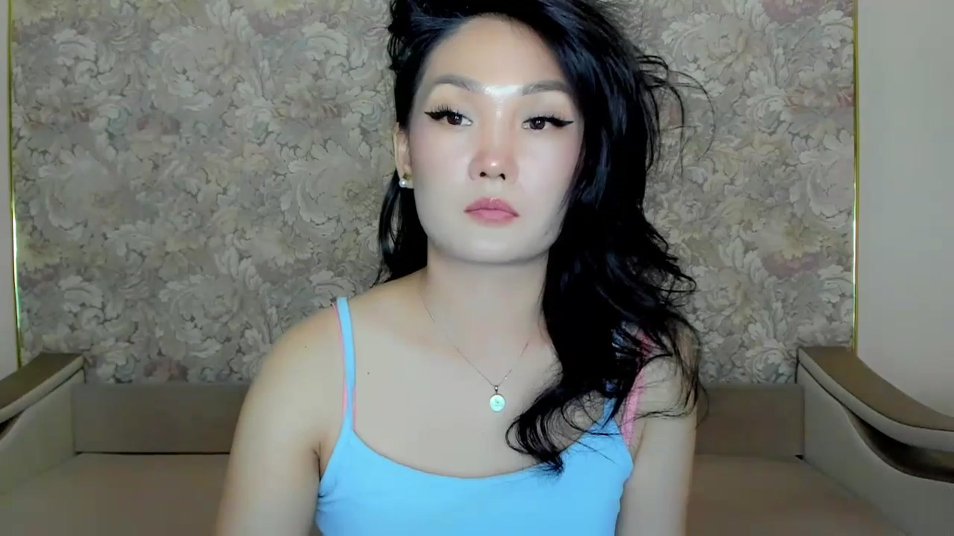 Gallery image thumbnail from Oiuysgdb's myfreecams stream on, 06/29/2023, 16:42 image 10 of 20