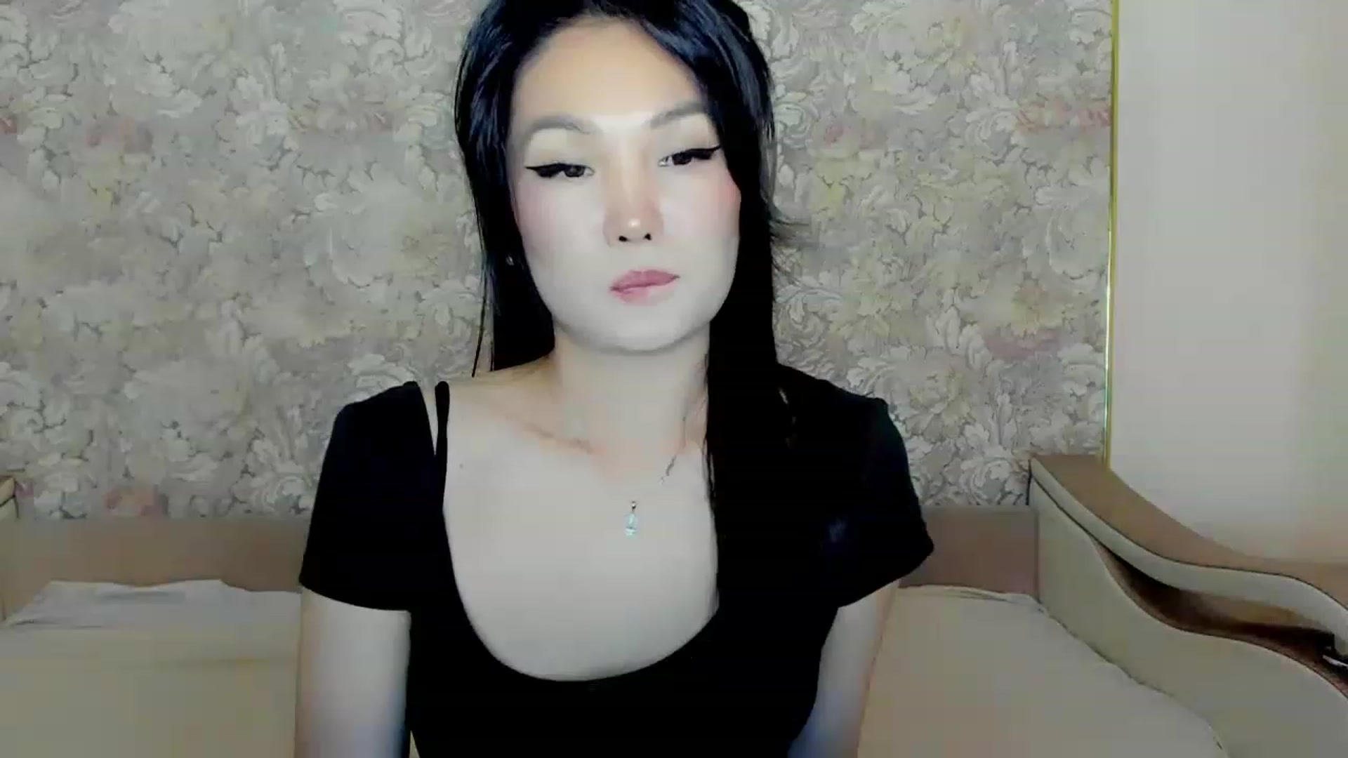 Gallery image thumbnail from Oiuysgdb's myfreecams stream on, 07/02/2023, 15:32 image 15 of 20