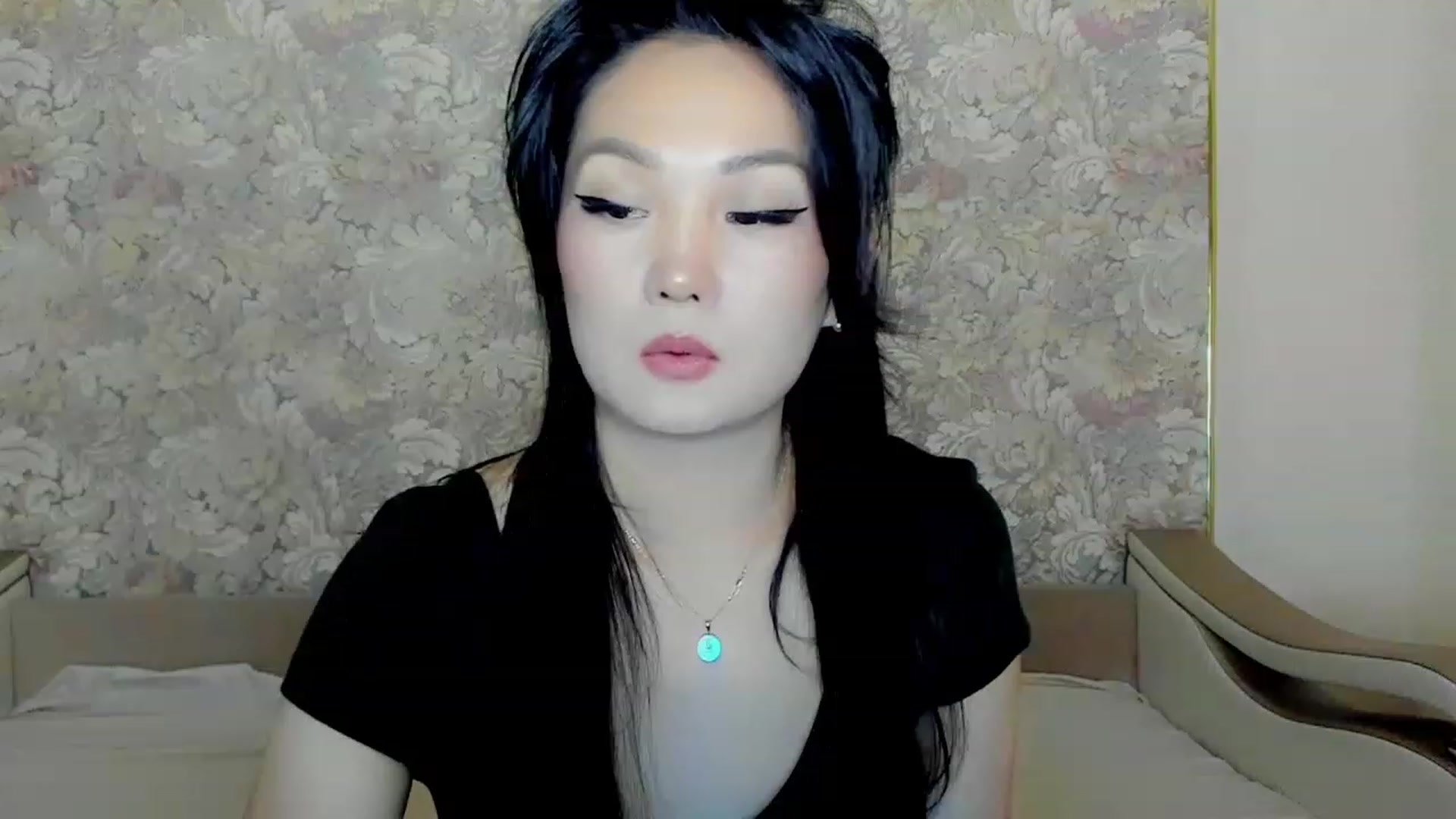 Gallery image thumbnail from Oiuysgdb's myfreecams stream on, 07/02/2023, 15:32 image 2 of 20