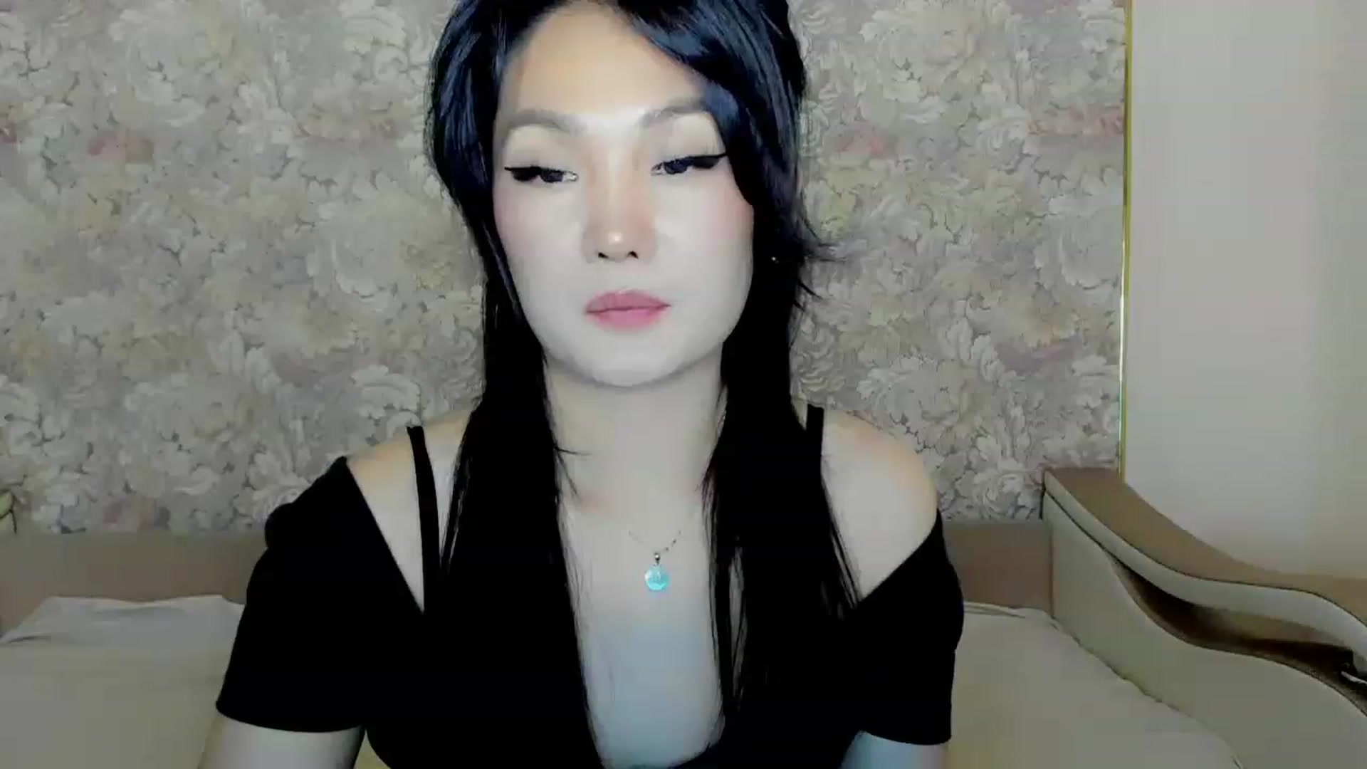 Gallery image thumbnail from Oiuysgdb's myfreecams stream on, 07/02/2023, 16:31 image 9 of 20