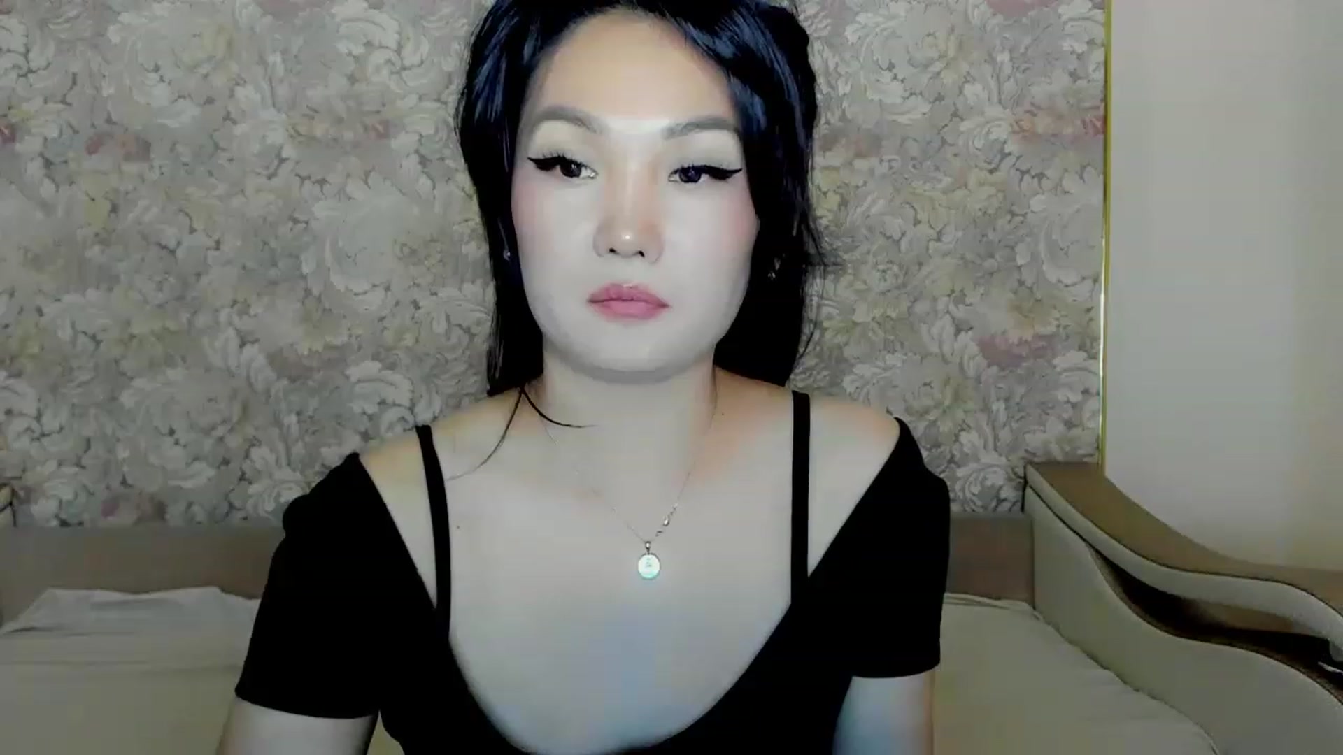 Gallery image thumbnail from Oiuysgdb's myfreecams stream on, 07/02/2023, 16:31 image 4 of 20