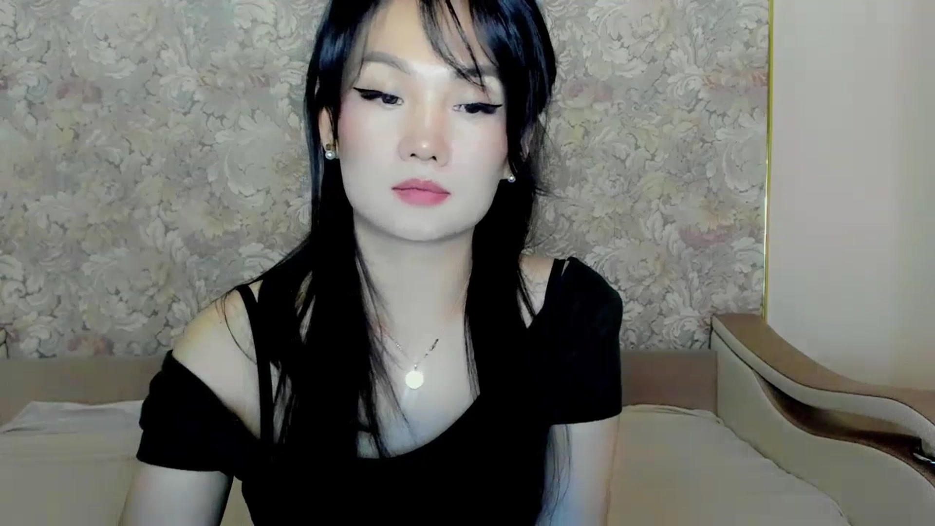 Gallery image thumbnail from Oiuysgdb's myfreecams stream on, 07/02/2023, 17:30 image 19 of 20