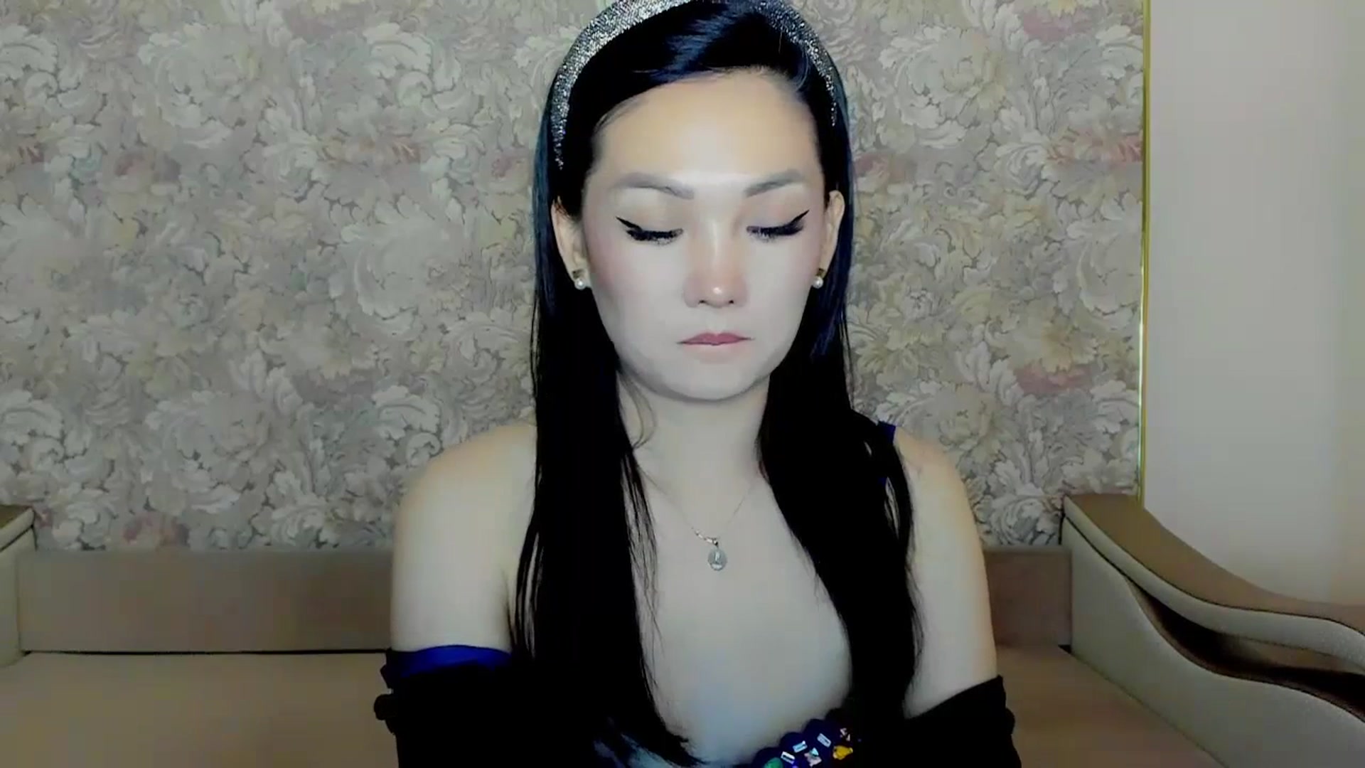 Gallery image thumbnail from Oiuysgdb's myfreecams stream on, 07/03/2023, 16:11 image 17 of 20