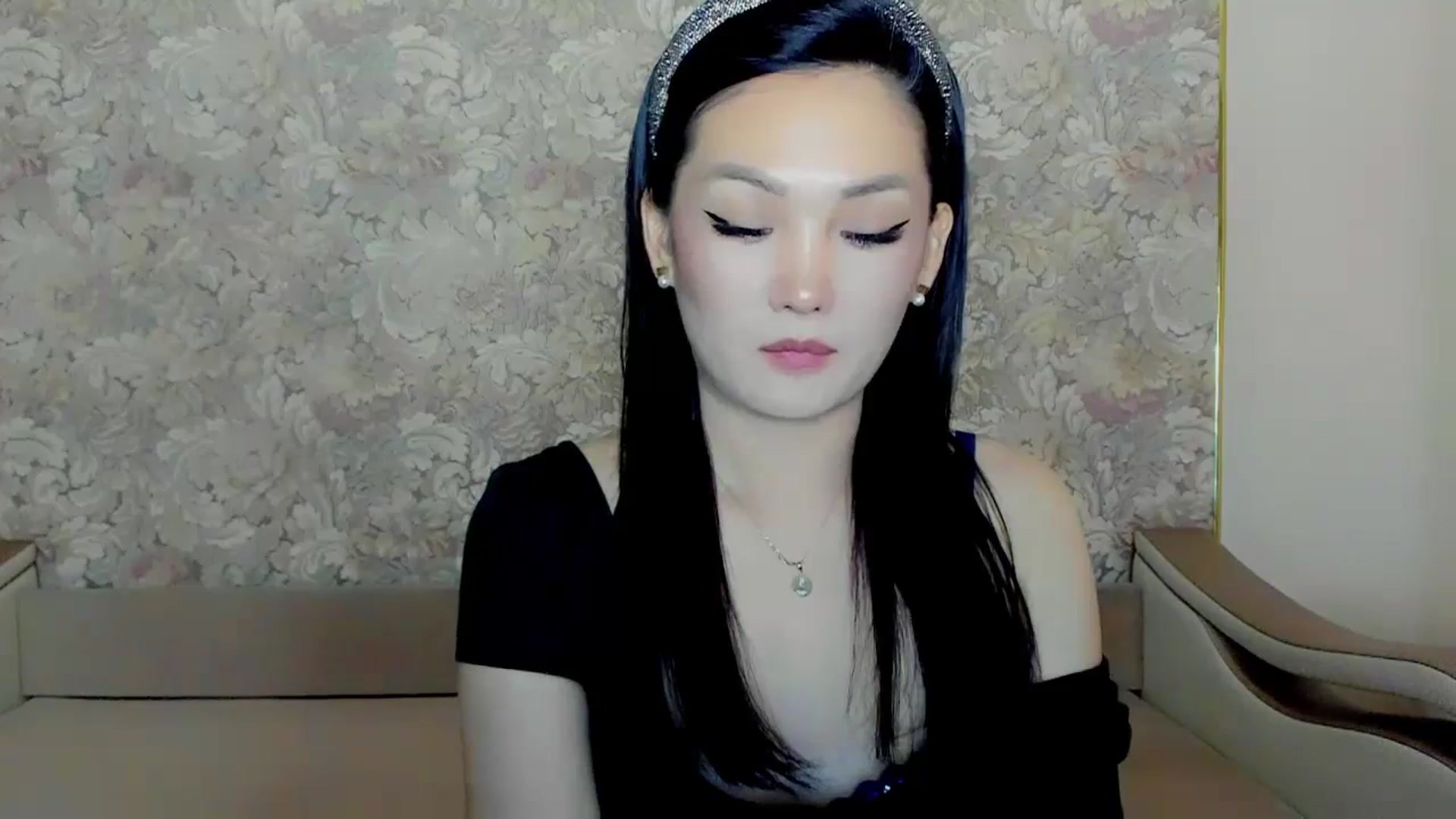 Gallery image thumbnail from Oiuysgdb's myfreecams stream on, 07/03/2023, 16:11 image 5 of 20