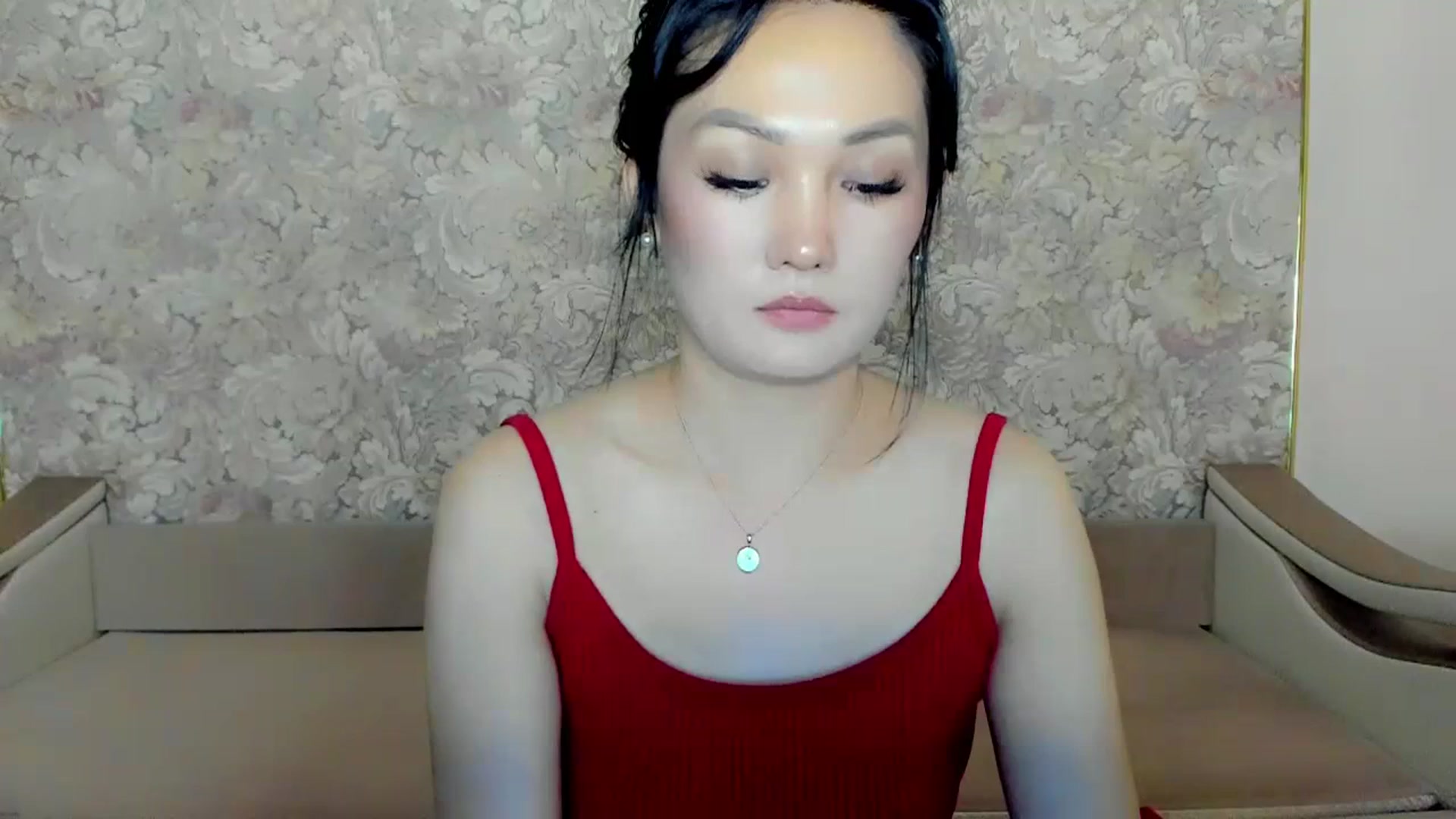 Gallery image thumbnail from Oiuysgdb's myfreecams stream on, 07/07/2023, 18:18 image 3 of 20