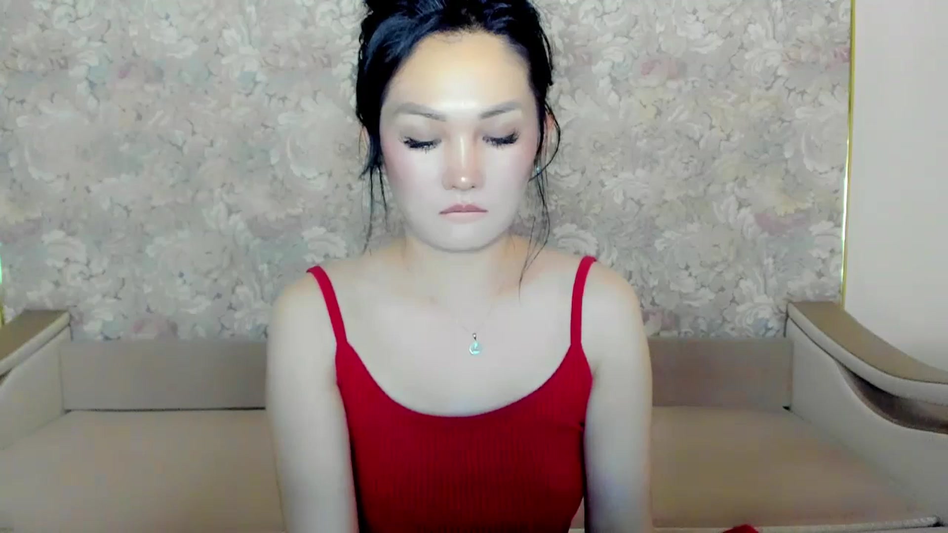 Gallery image thumbnail from Oiuysgdb's myfreecams stream on, 07/07/2023, 18:18 image 17 of 20