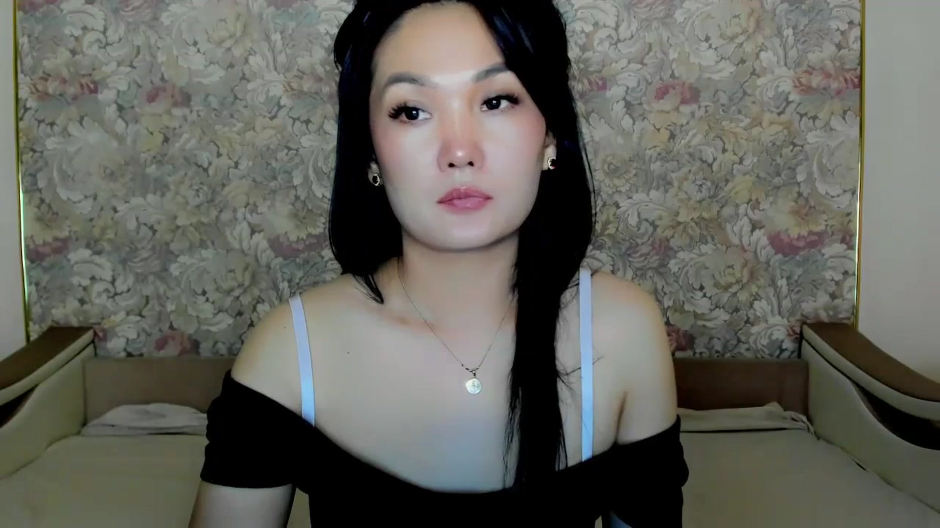 Gallery image thumbnail from Oiuysgdb's myfreecams stream on, 07/09/2023, 15:42 image 5 of 20