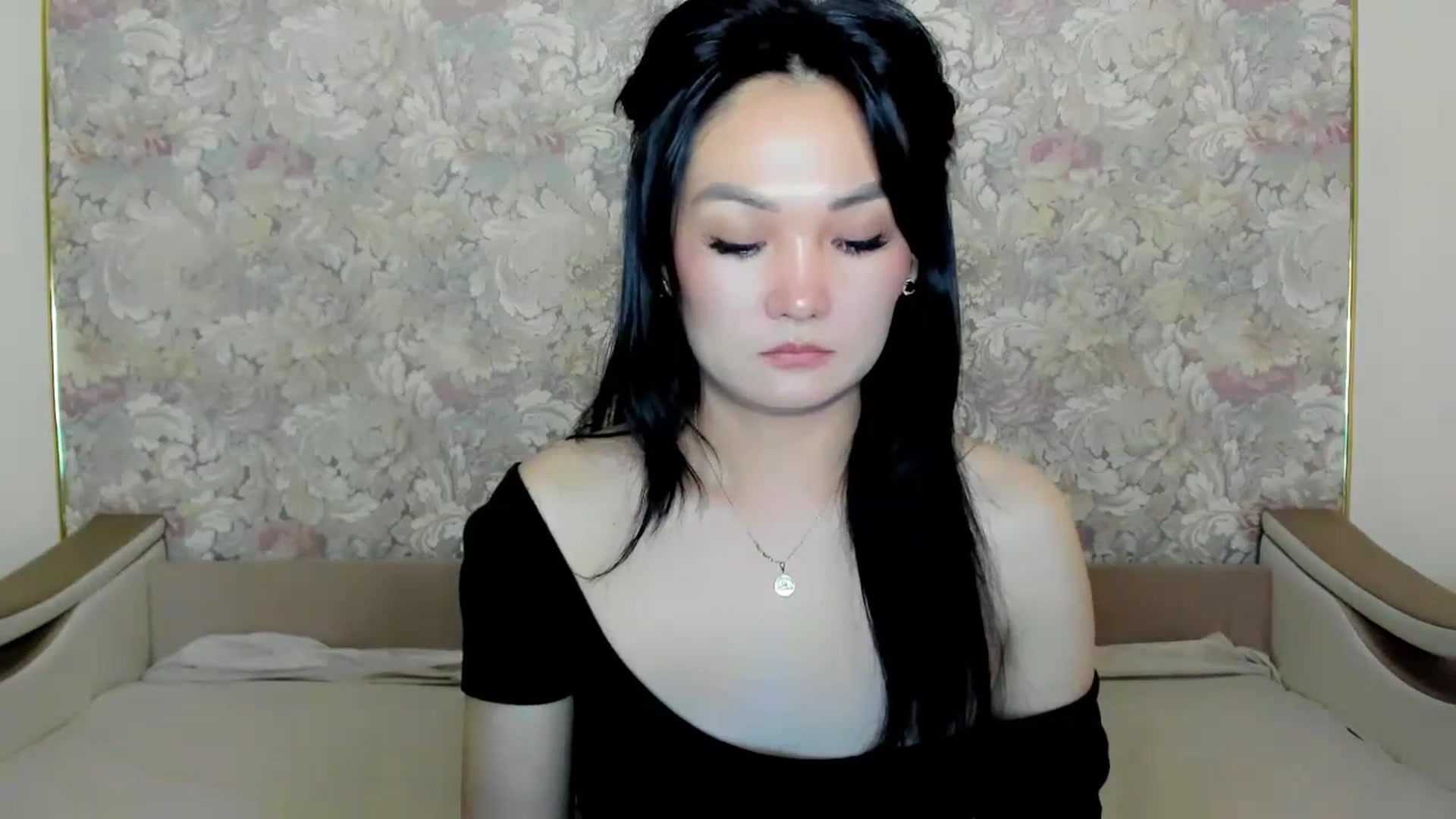 Gallery image thumbnail from Oiuysgdb's myfreecams stream on, 07/09/2023, 17:57 image 3 of 20