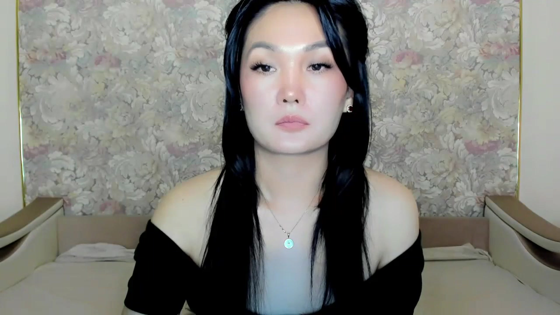 Gallery image thumbnail from Oiuysgdb's myfreecams stream on, 07/09/2023, 17:57 image 7 of 20