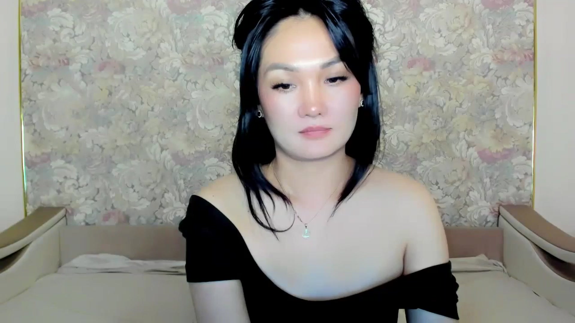 Gallery image thumbnail from Oiuysgdb's myfreecams stream on, 07/09/2023, 18:27 image 20 of 20