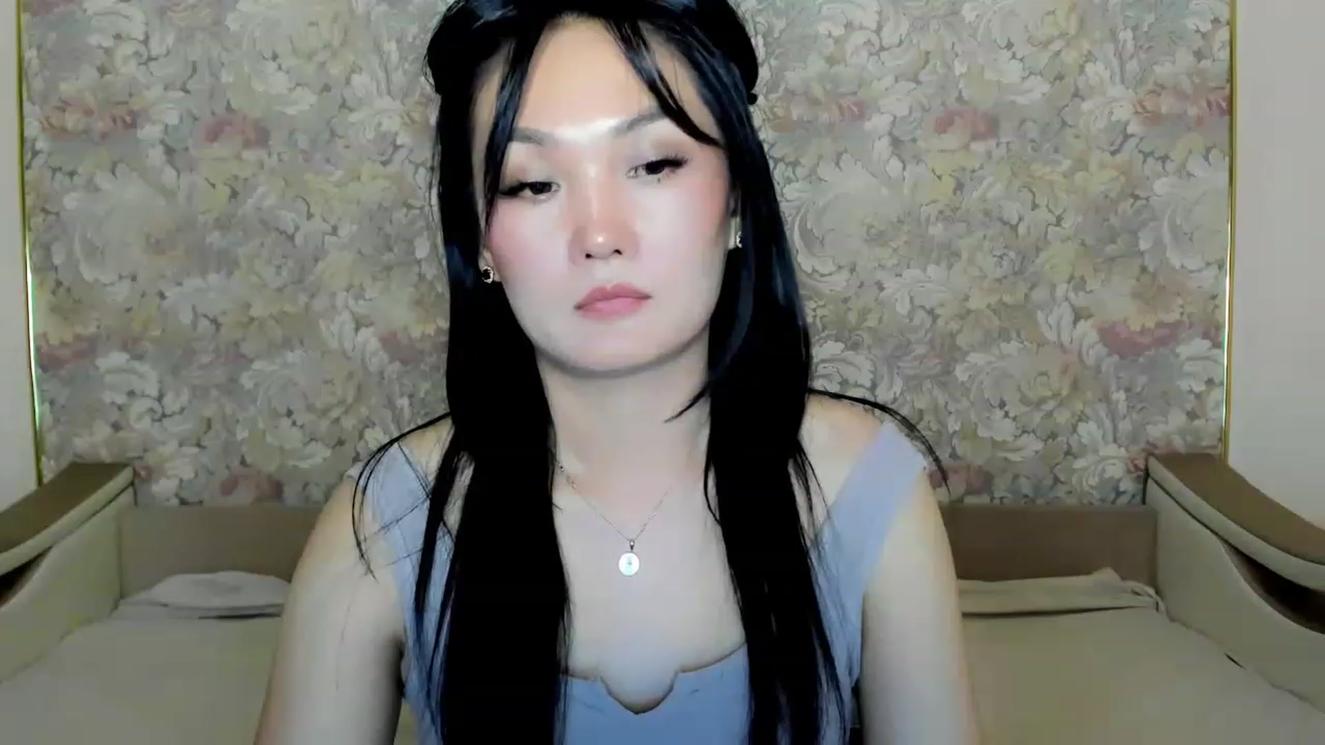 Gallery image thumbnail from Oiuysgdb's myfreecams stream on, 07/10/2023, 18:48 image 10 of 20