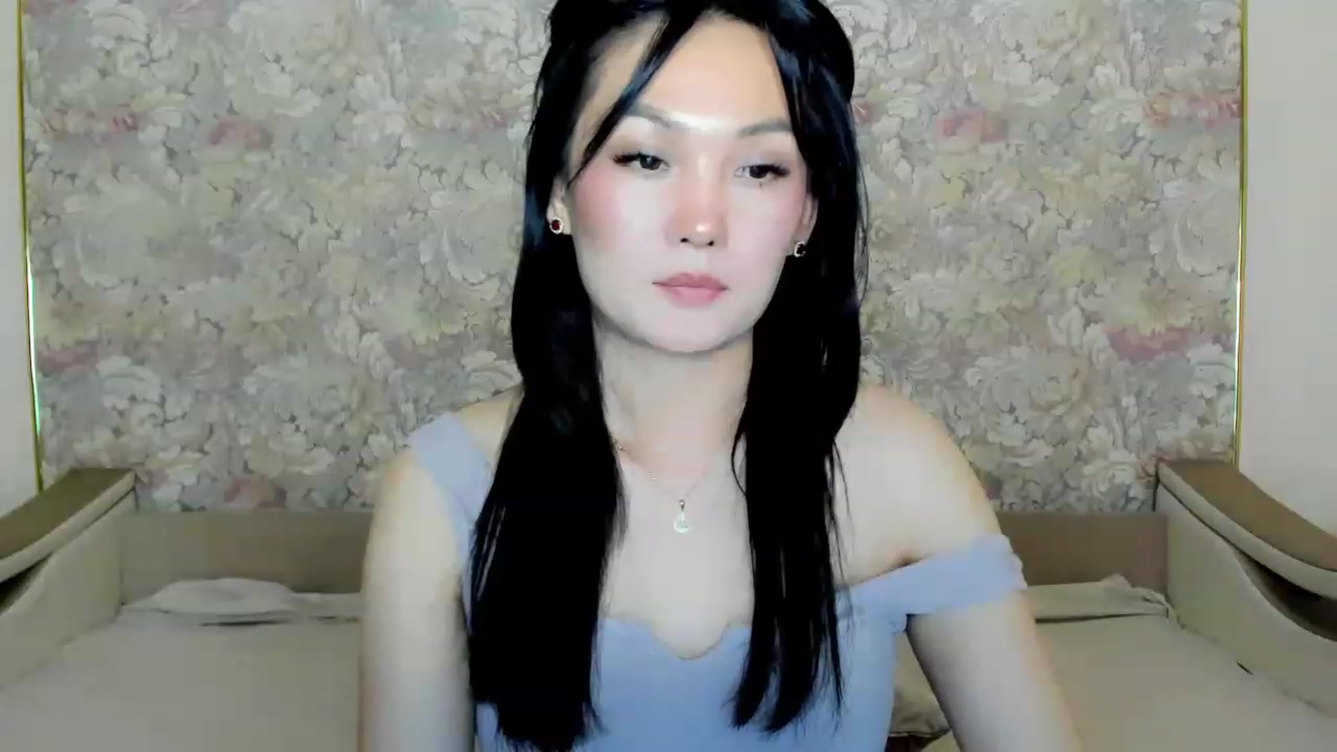 Gallery image thumbnail from Oiuysgdb's myfreecams stream on, 07/10/2023, 18:48 image 14 of 20