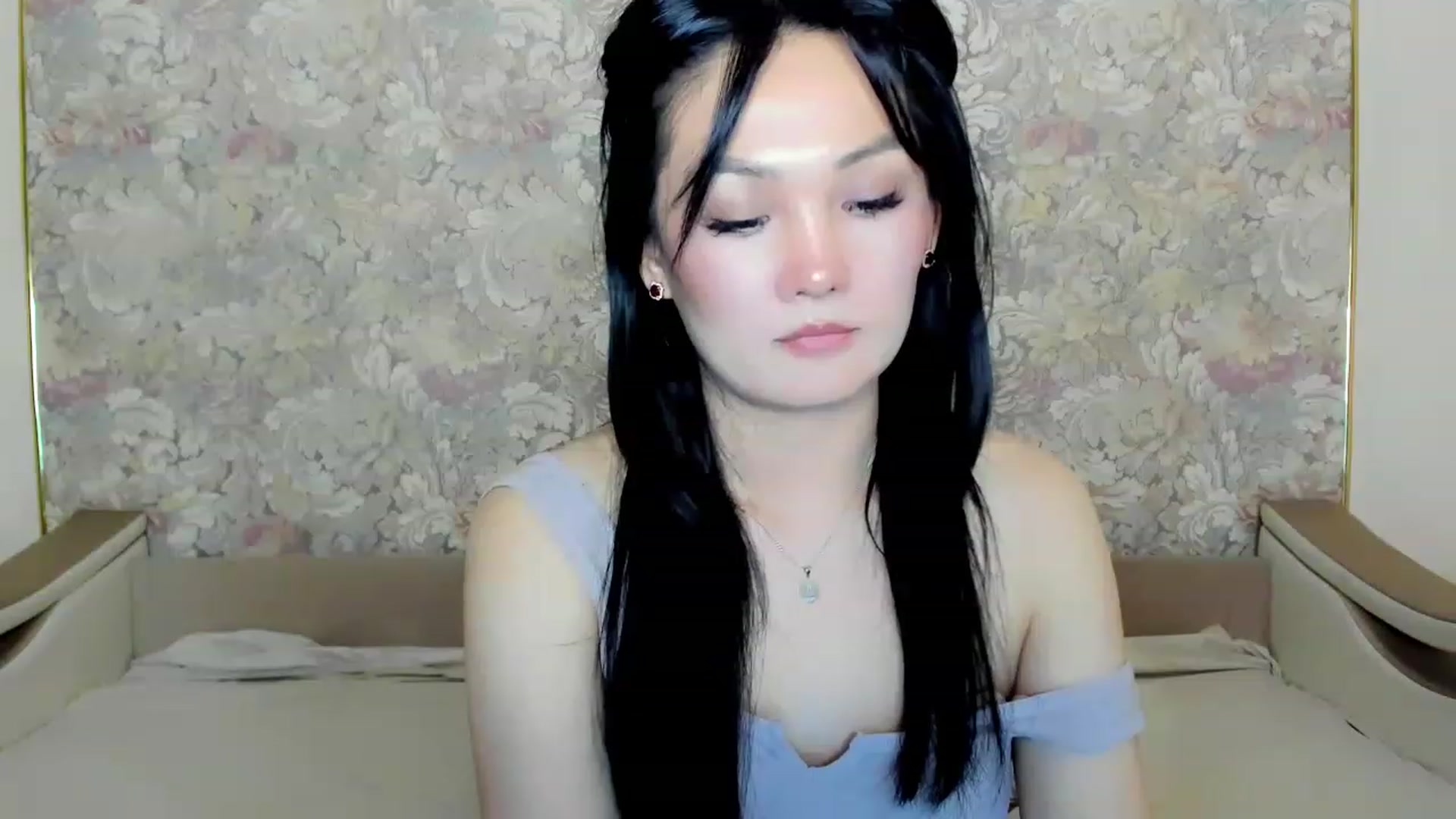 Gallery image thumbnail from Oiuysgdb's myfreecams stream on, 07/10/2023, 18:48 image 17 of 20