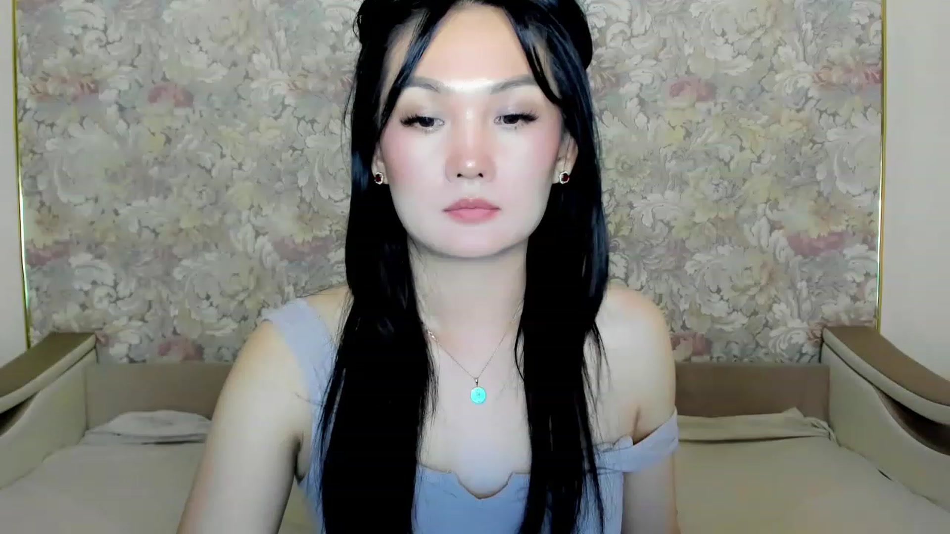 Gallery image thumbnail from Oiuysgdb's myfreecams stream on, 07/10/2023, 18:48 image 15 of 20