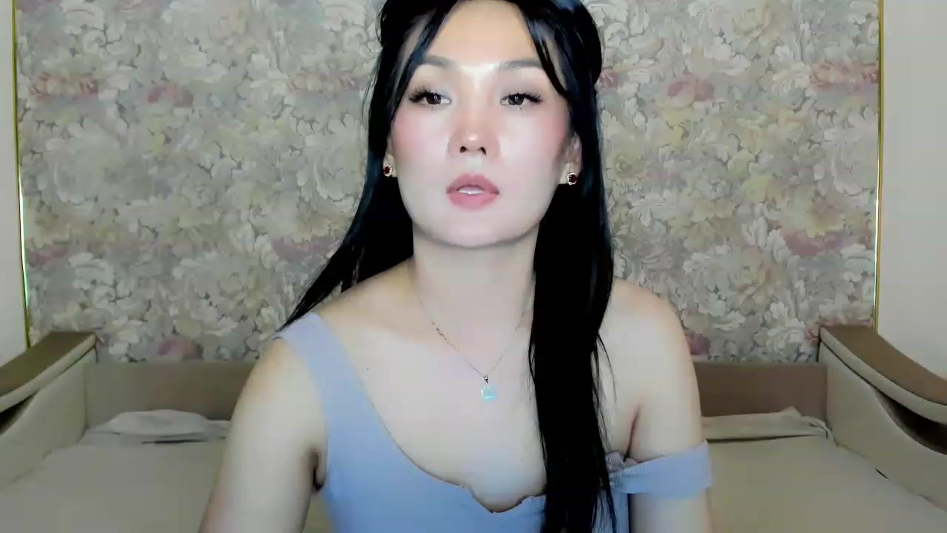 Gallery image thumbnail from Oiuysgdb's myfreecams stream on, 07/10/2023, 18:48 image 19 of 20