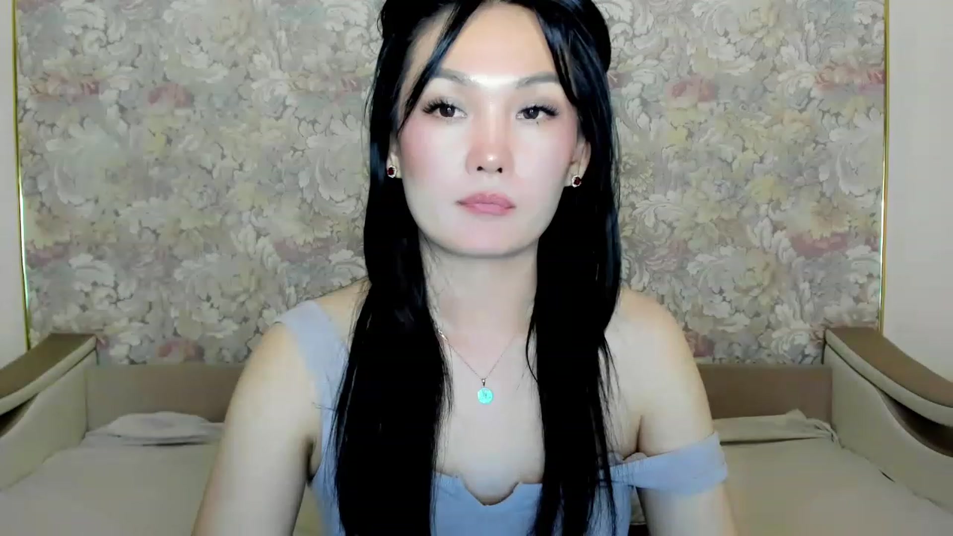 Gallery image thumbnail from Oiuysgdb's myfreecams stream on, 07/10/2023, 18:48 image 16 of 20