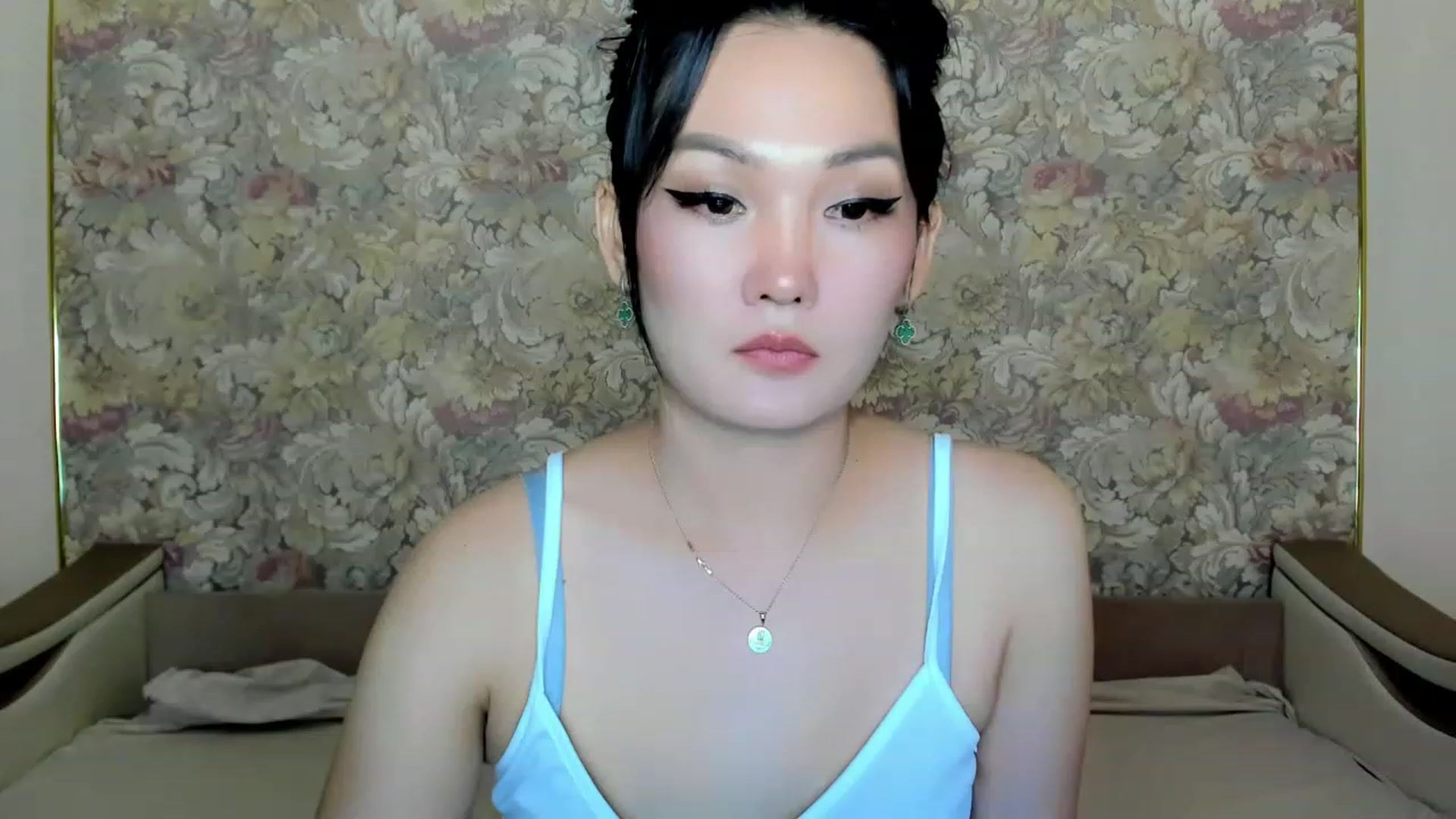 Gallery image thumbnail from Oiuysgdb's myfreecams stream on, 07/11/2023, 14:09 image 1 of 20
