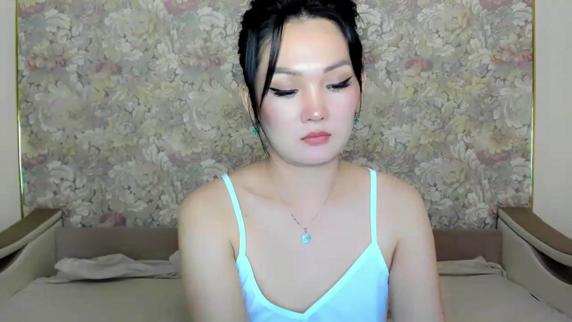 Gallery image thumbnail from Oiuysgdb's myfreecams stream on, 07/11/2023, 14:54 image 5 of 20