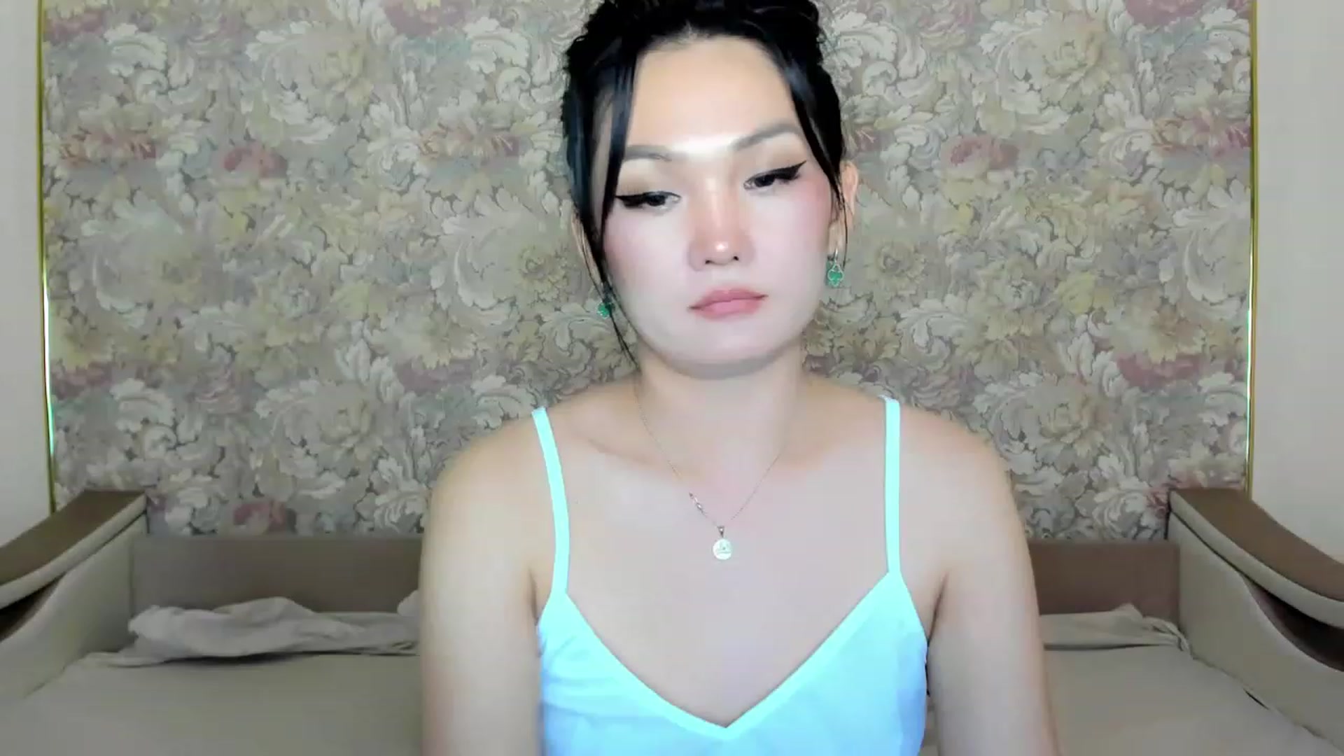 Gallery image thumbnail from Oiuysgdb's myfreecams stream on, 07/11/2023, 14:54 image 2 of 20