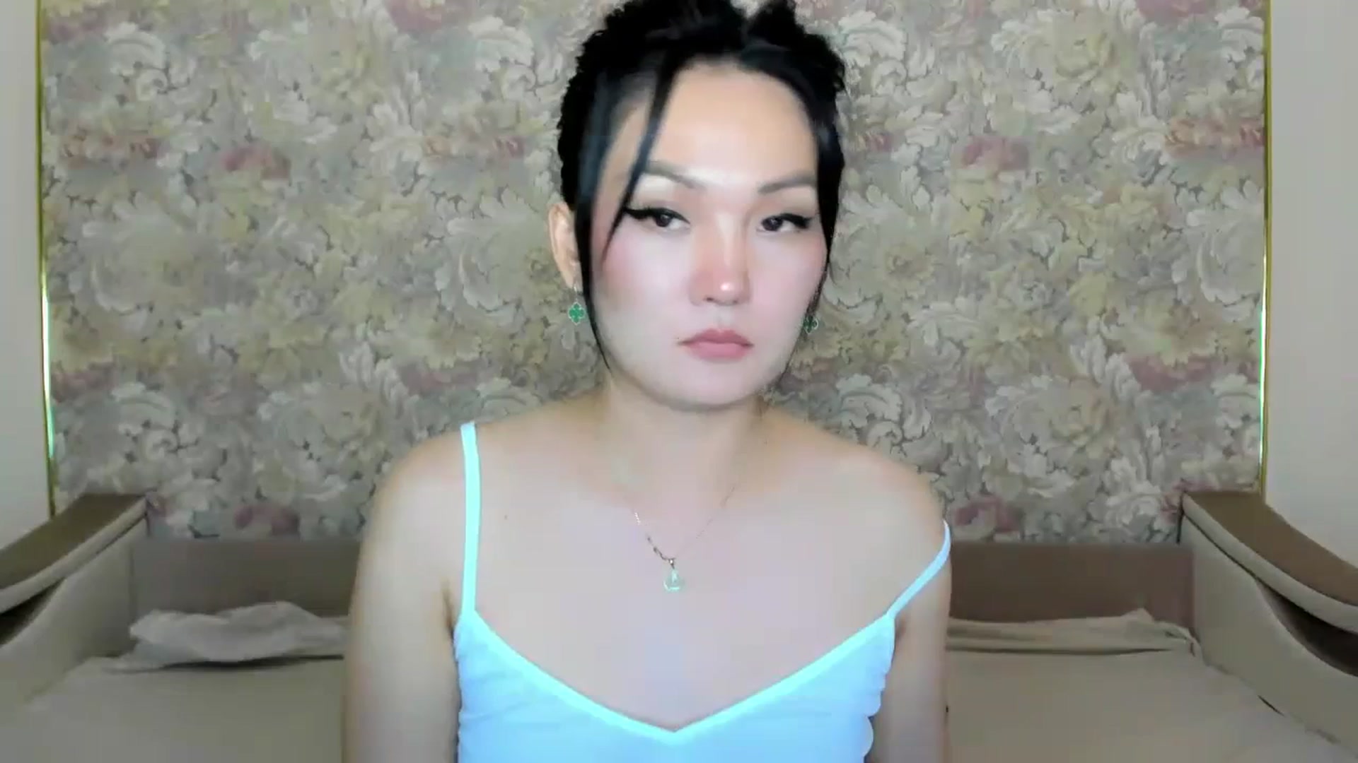Gallery image thumbnail from Oiuysgdb's myfreecams stream on, 07/11/2023, 16:09 image 6 of 20