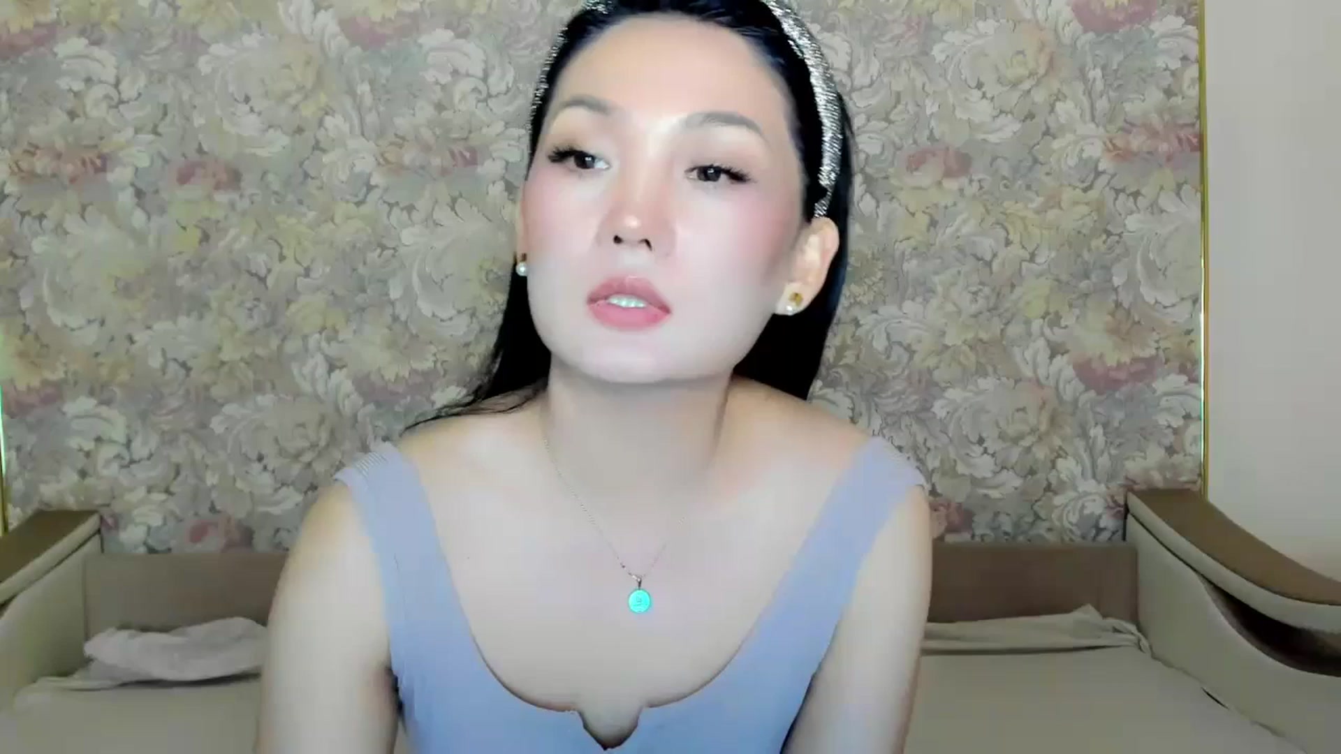 Gallery image thumbnail from Oiuysgdb's myfreecams stream on, 07/12/2023, 12:57 image 9 of 20