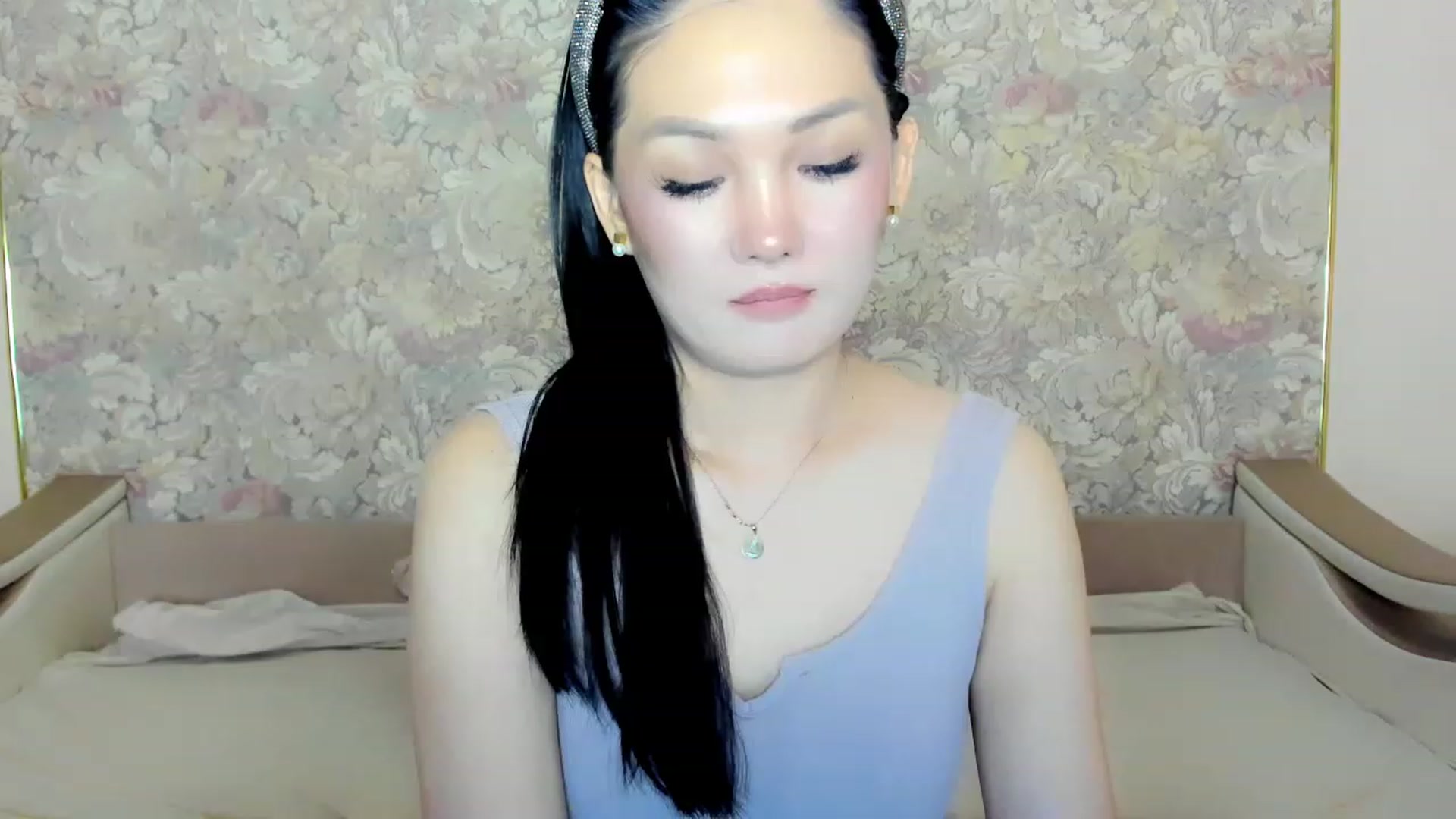 Gallery image thumbnail from Oiuysgdb's myfreecams stream on, 07/12/2023, 13:39 image 7 of 20