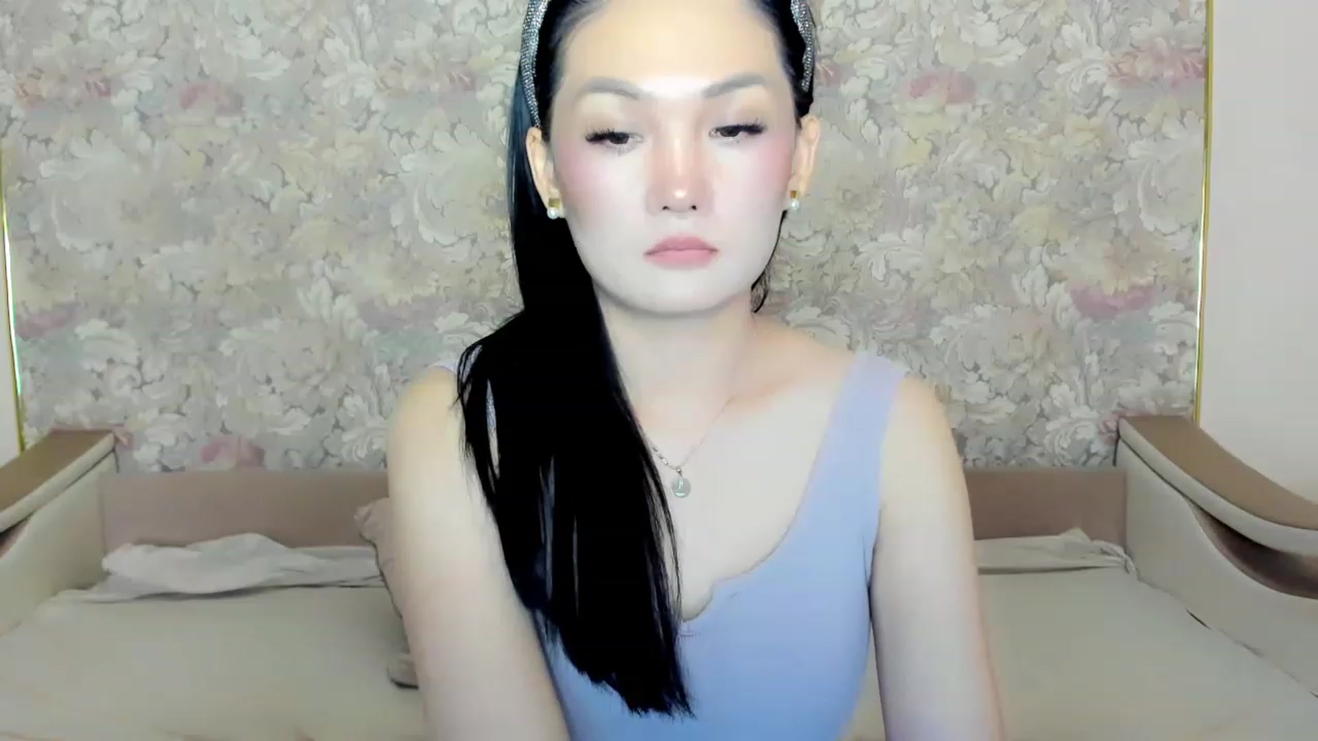 Gallery image thumbnail from Oiuysgdb's myfreecams stream on, 07/12/2023, 13:39 image 13 of 20