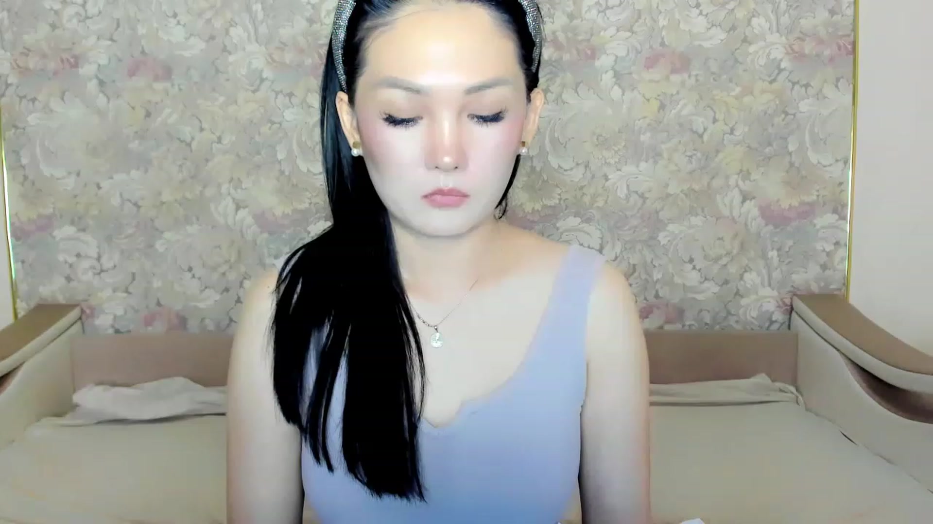 Gallery image thumbnail from Oiuysgdb's myfreecams stream on, 07/12/2023, 13:39 image 11 of 20