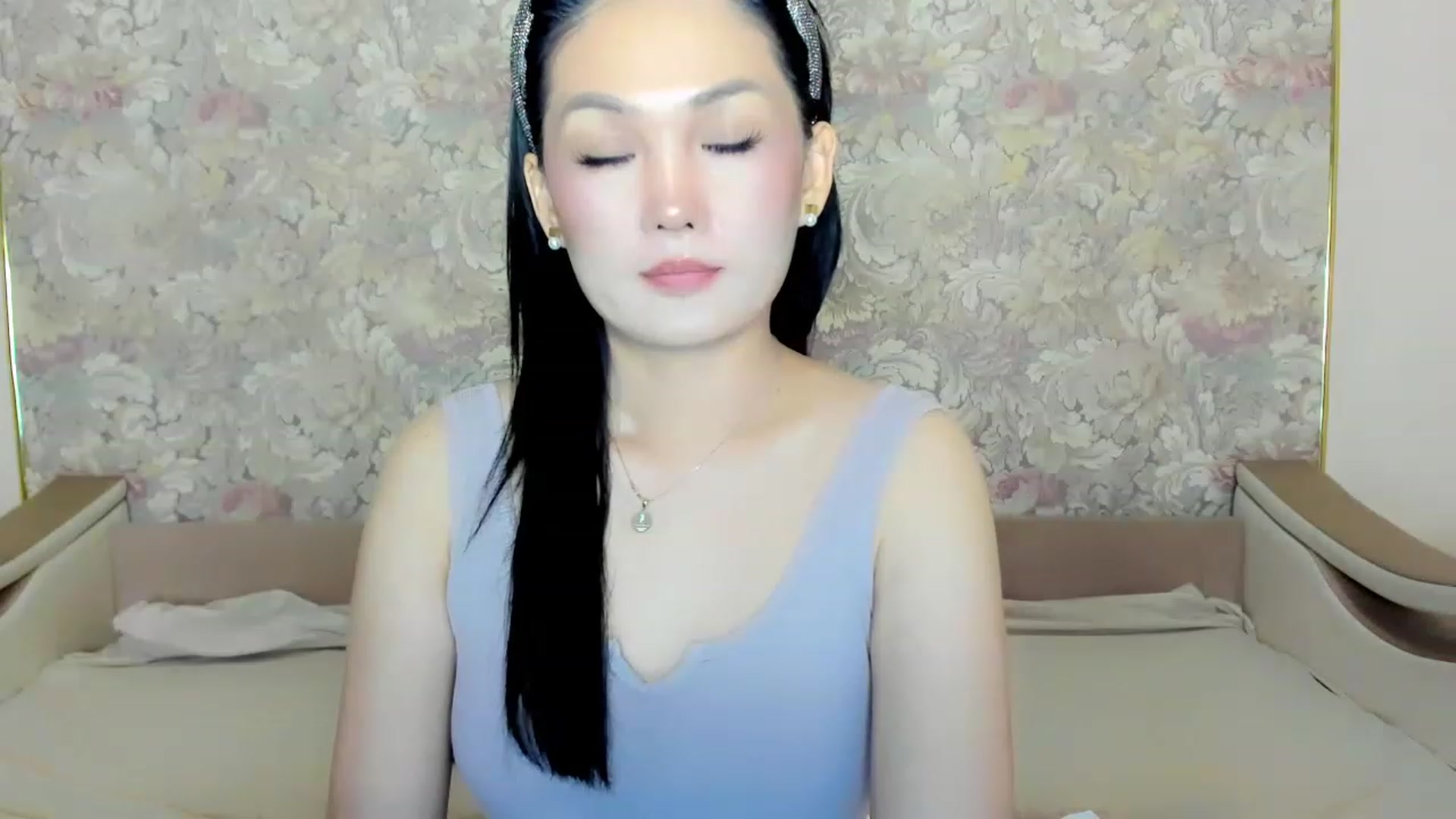Gallery image thumbnail from Oiuysgdb's myfreecams stream on, 07/12/2023, 13:39 image 2 of 20