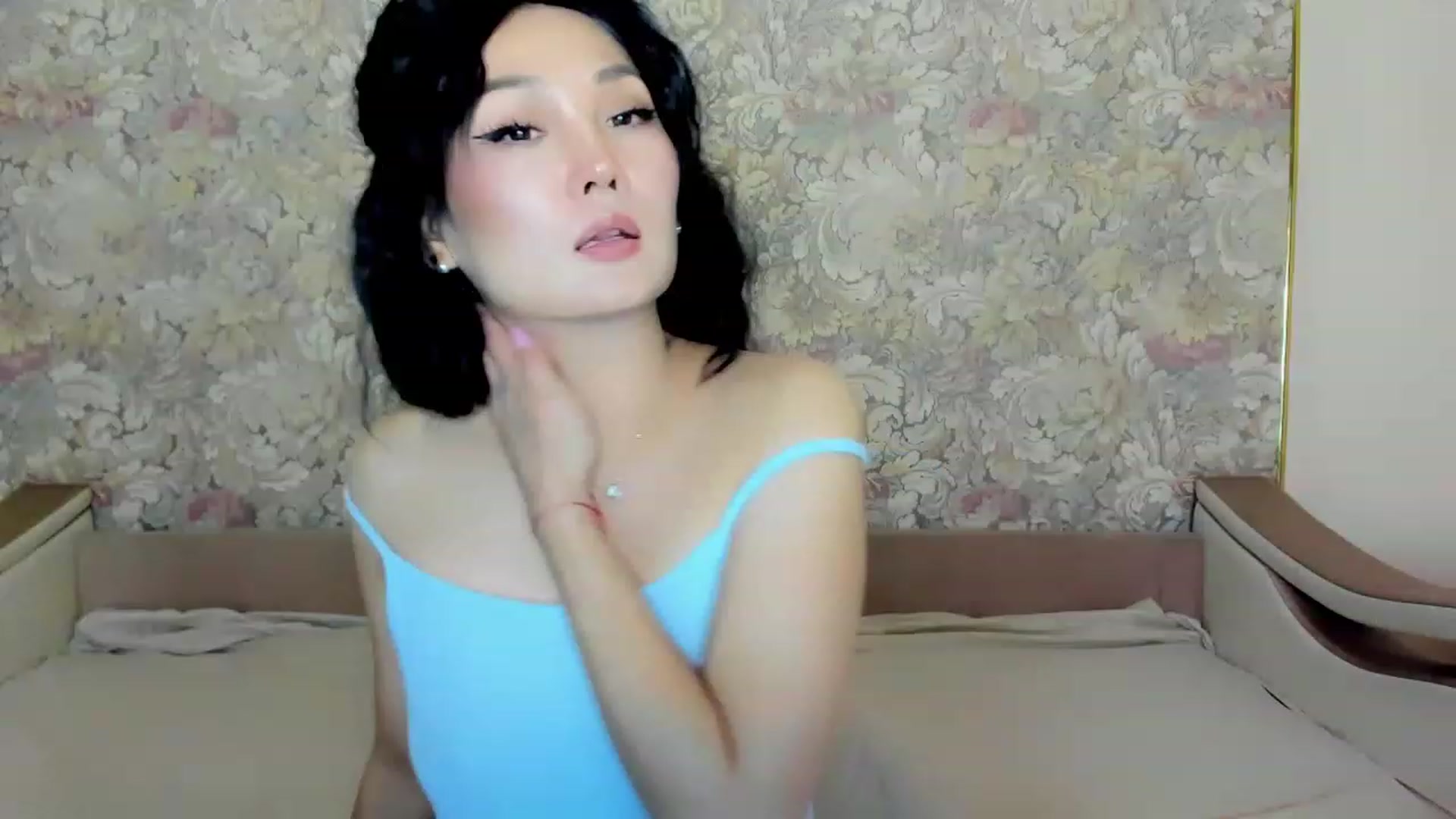 Gallery image thumbnail from Oiuysgdb's myfreecams stream on, 07/14/2023, 16:11 image 17 of 20