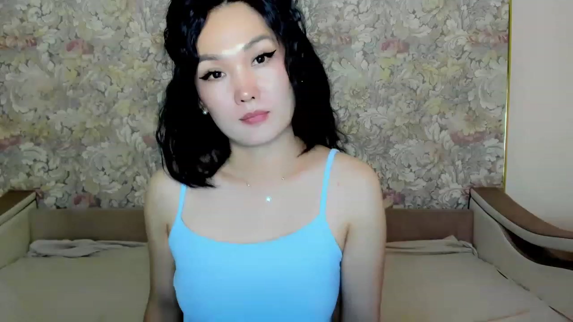 Gallery image thumbnail from Oiuysgdb's myfreecams stream on, 07/14/2023, 16:11 image 13 of 20