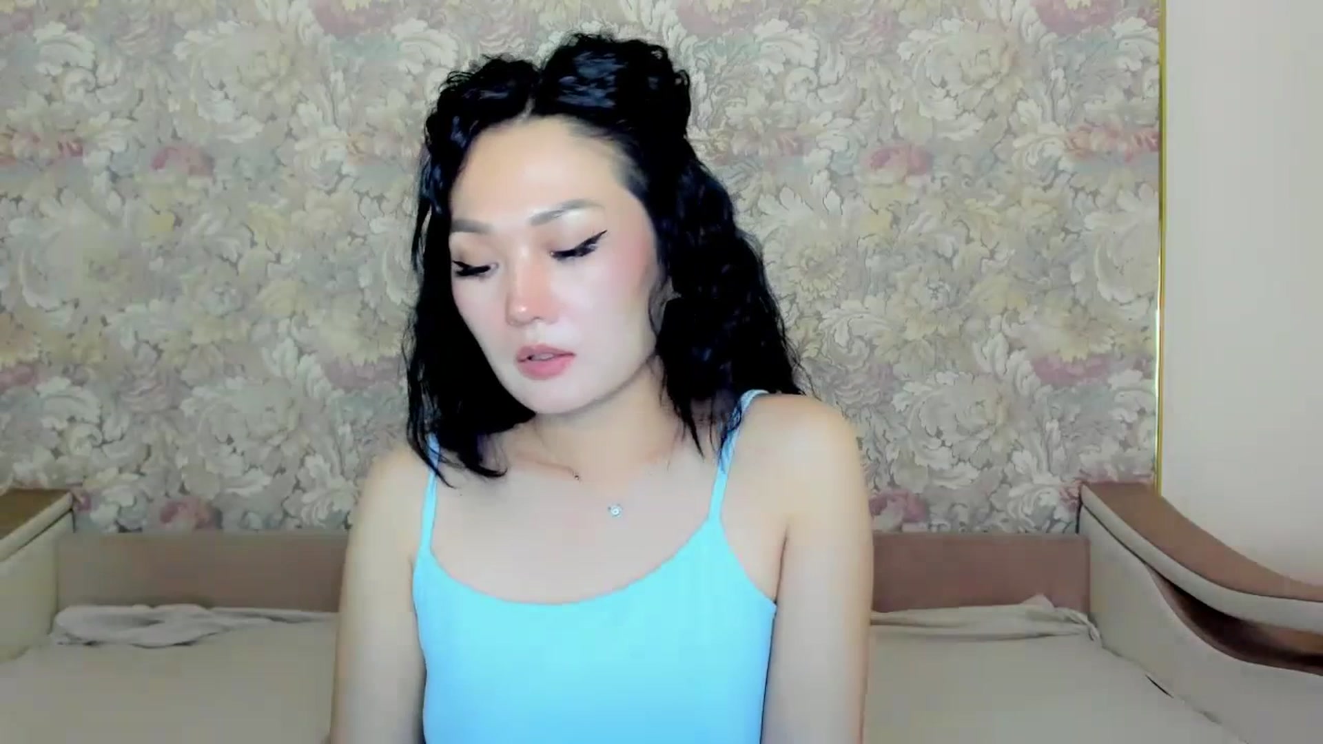 Gallery image thumbnail from Oiuysgdb's myfreecams stream on, 07/14/2023, 17:57 image 5 of 20
