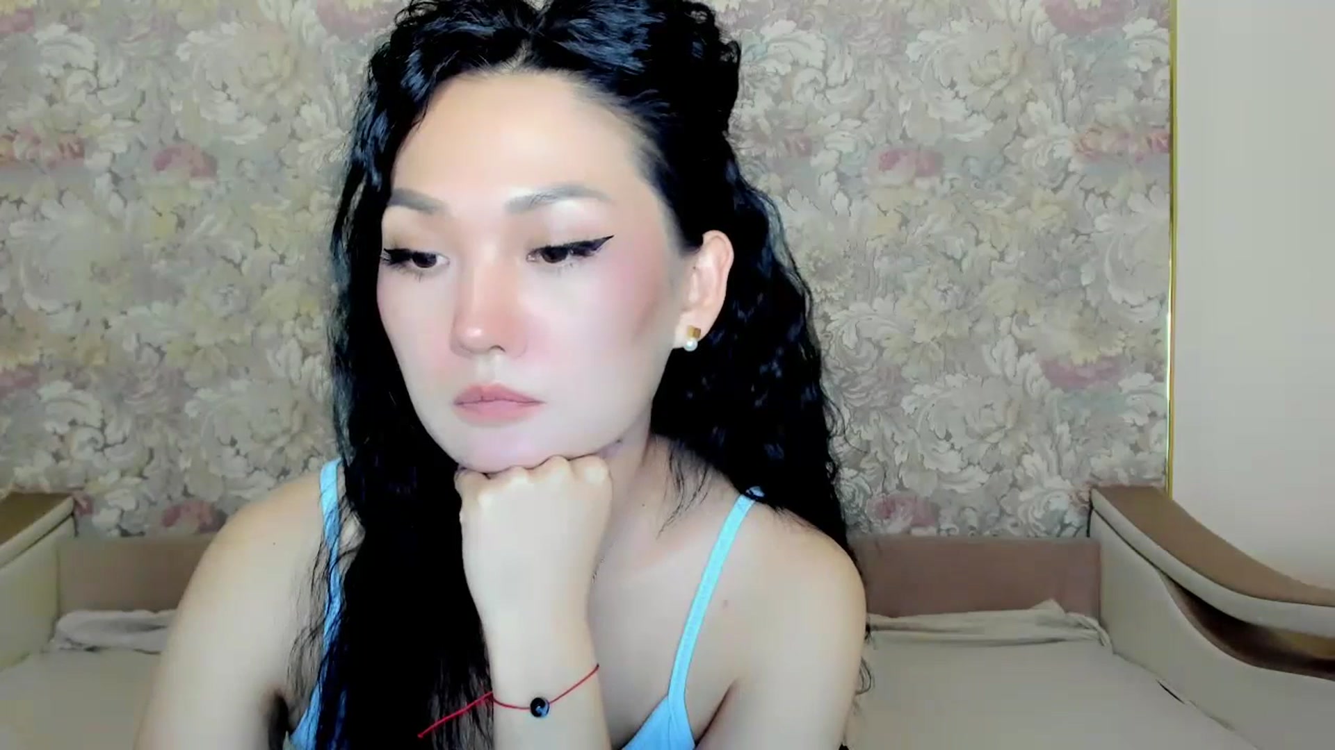 Gallery image thumbnail from Oiuysgdb's myfreecams stream on, 07/14/2023, 17:57 image 10 of 20