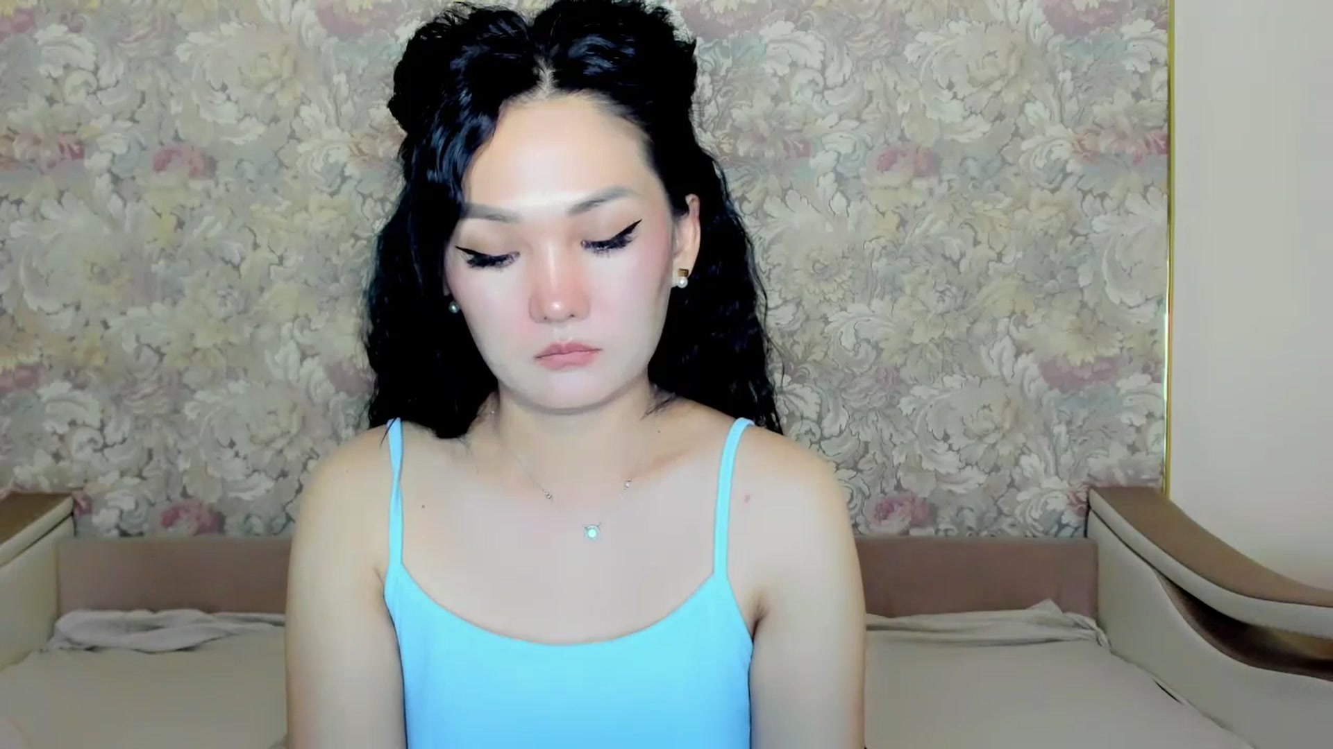 Gallery image thumbnail from Oiuysgdb's myfreecams stream on, 07/14/2023, 17:57 image 17 of 20