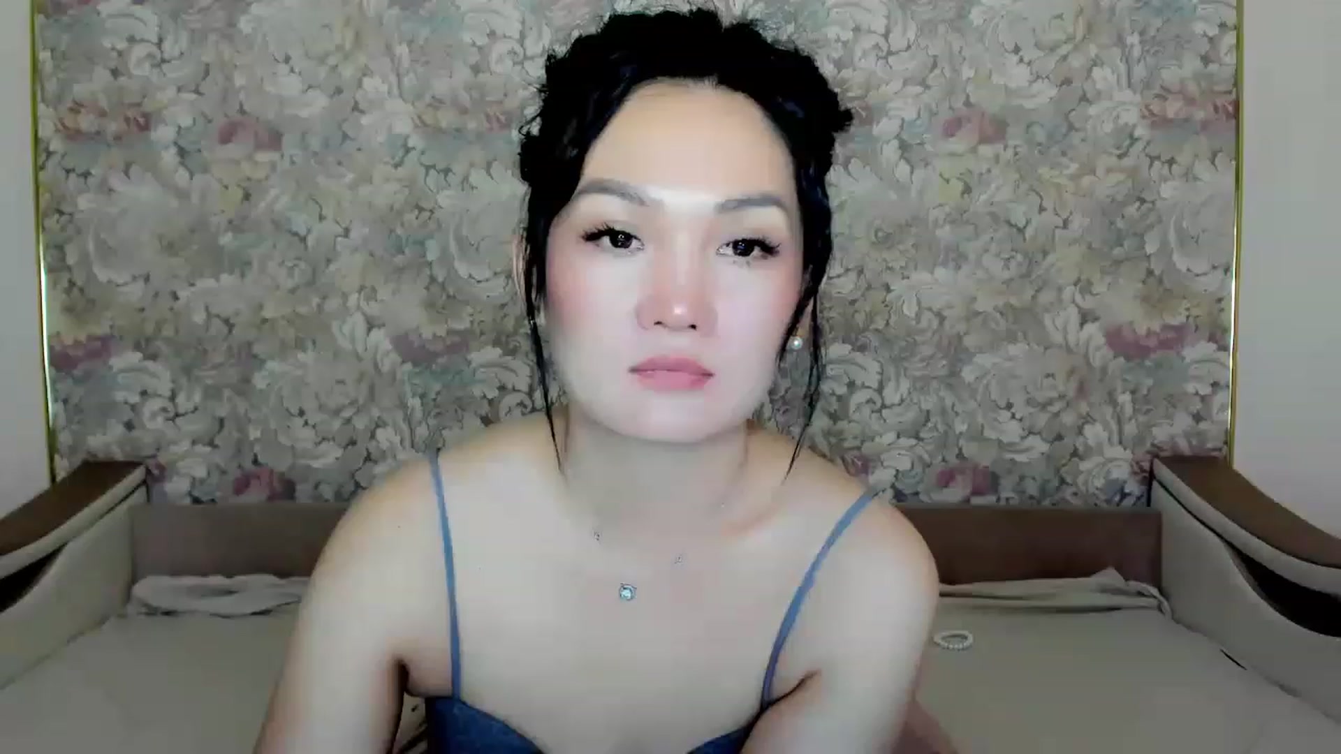 Gallery image thumbnail from Oiuysgdb's myfreecams stream on, 07/15/2023, 13:07 image 19 of 20
